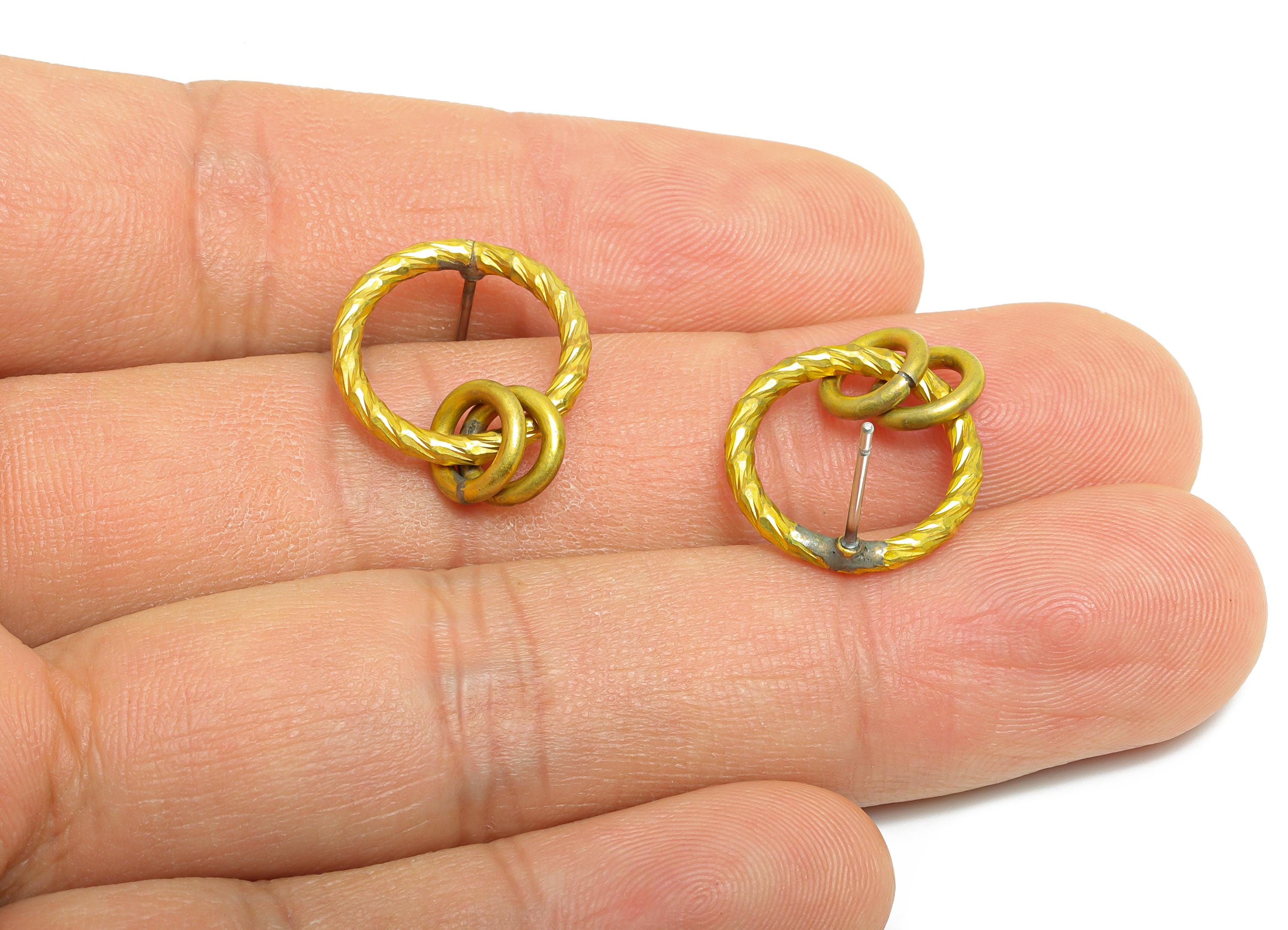 Interlocking Circle Studs - Raw Brass Minimalist Earring Base - Geometry Layered Circle Earring - DIY Jewelry Component - 17x15x2mm -PP11031 - DOMEDBAZAAR