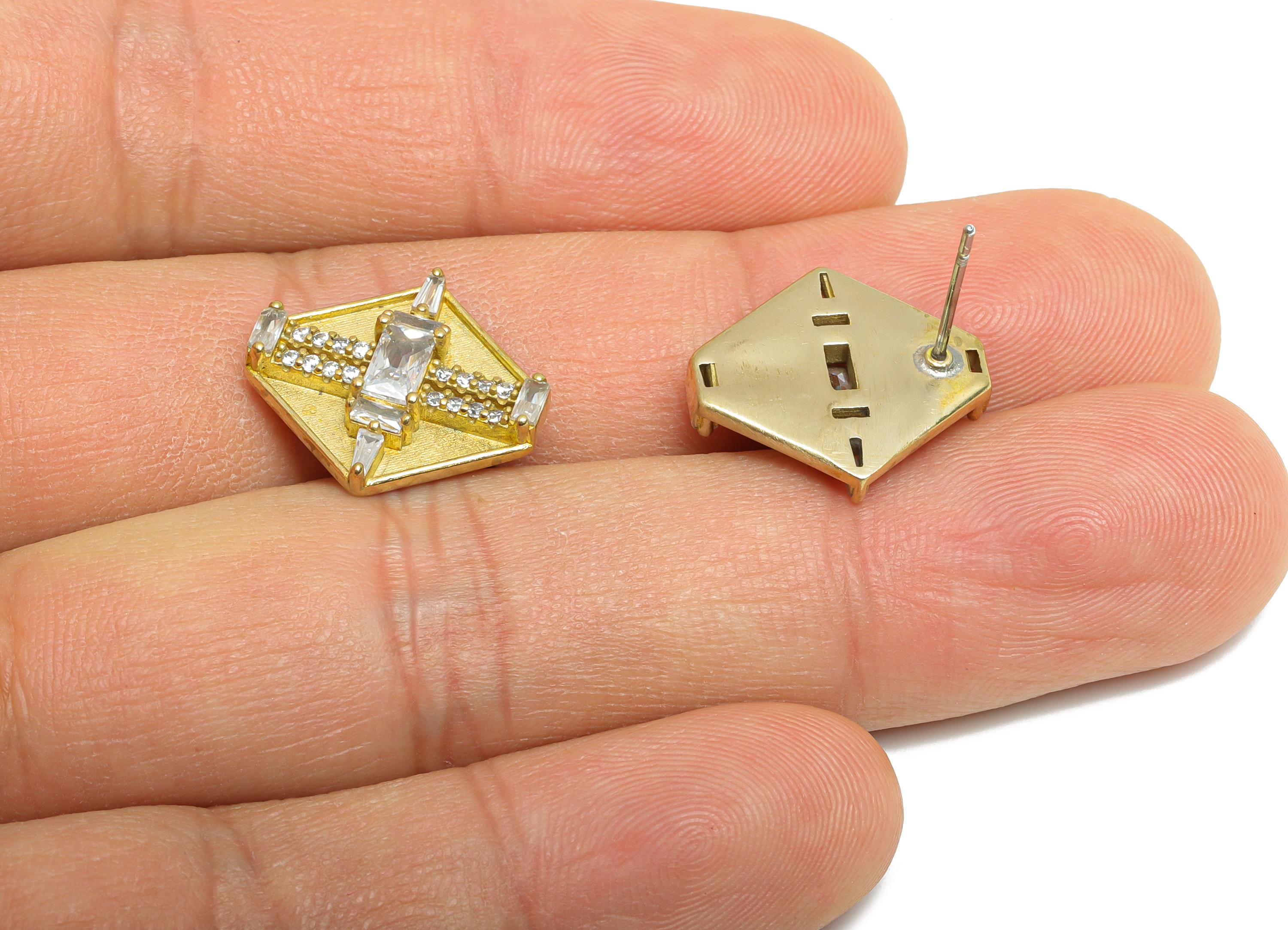 Hexagonal Geometric Earring - Raw Brass Sophisticated Party Earring - Rectangular Baguette Cut Stone - Modern Jewelry - 17x16x4mm - PP11039 - DOMEDBAZAAR