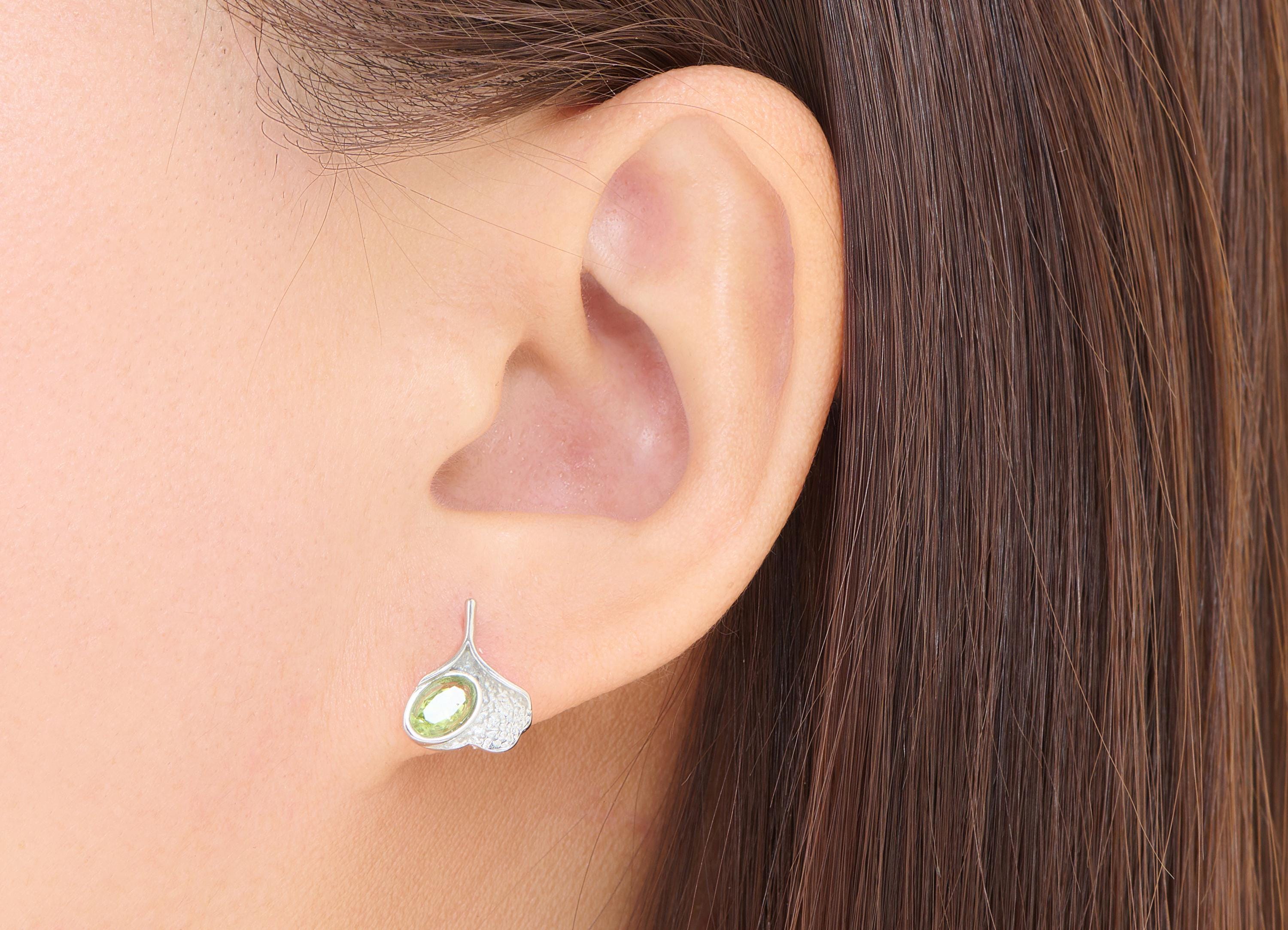 Olivine Ginkgo Leaf Earring Post - Brass Botanical Earring Post - Minimalist Oval Jewelry Making - White K Plated - 12.44x10x2mm - NS2618 - DOMEDBAZAAR