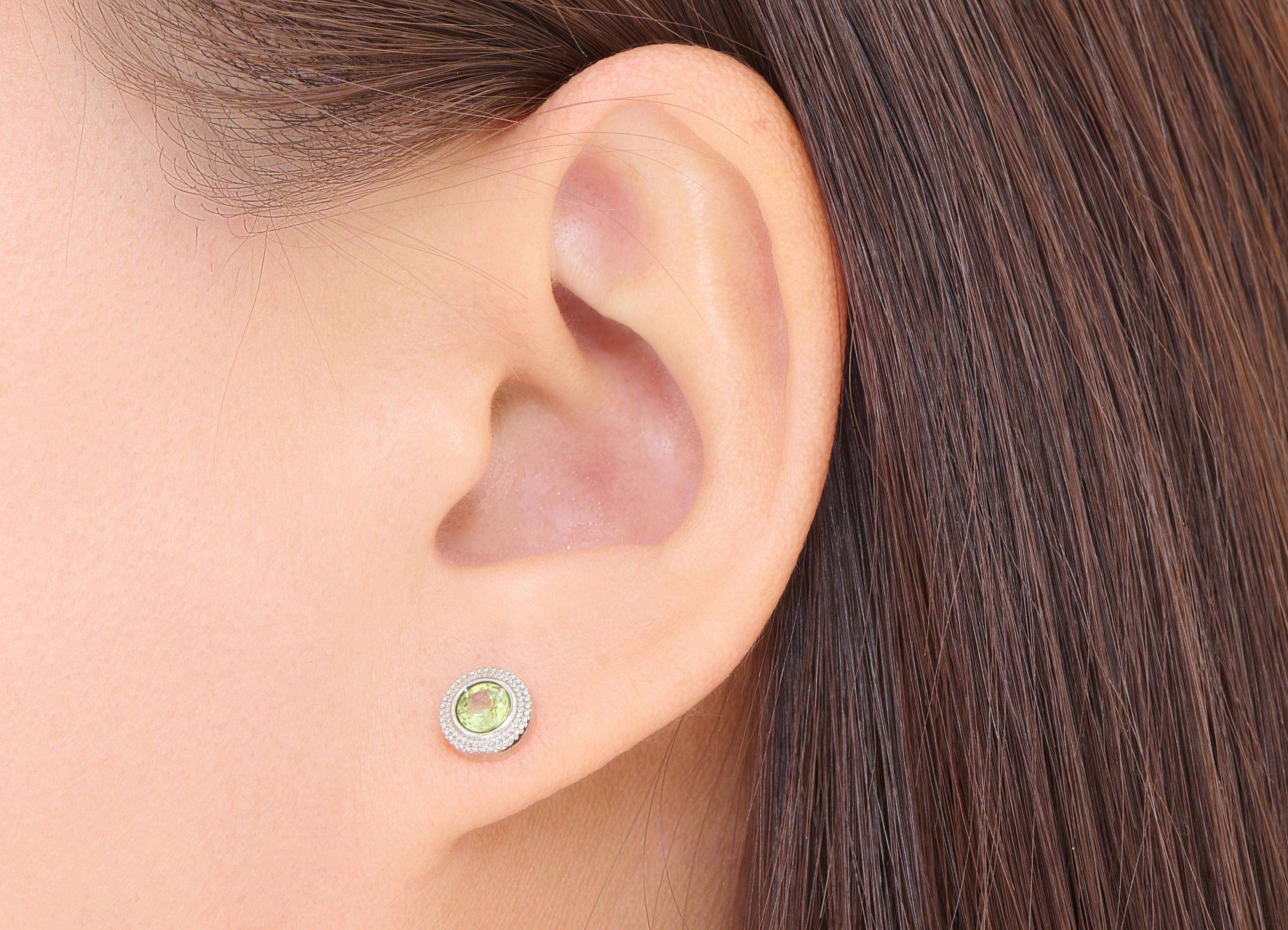 Olivine Brass Round Stud - Natural Gemstone Earring Post - Vintage Jewelry Making - Silver Stud - White K Plated - 7.44x7.44x2.88mm - NS2606 - DOMEDBAZAAR