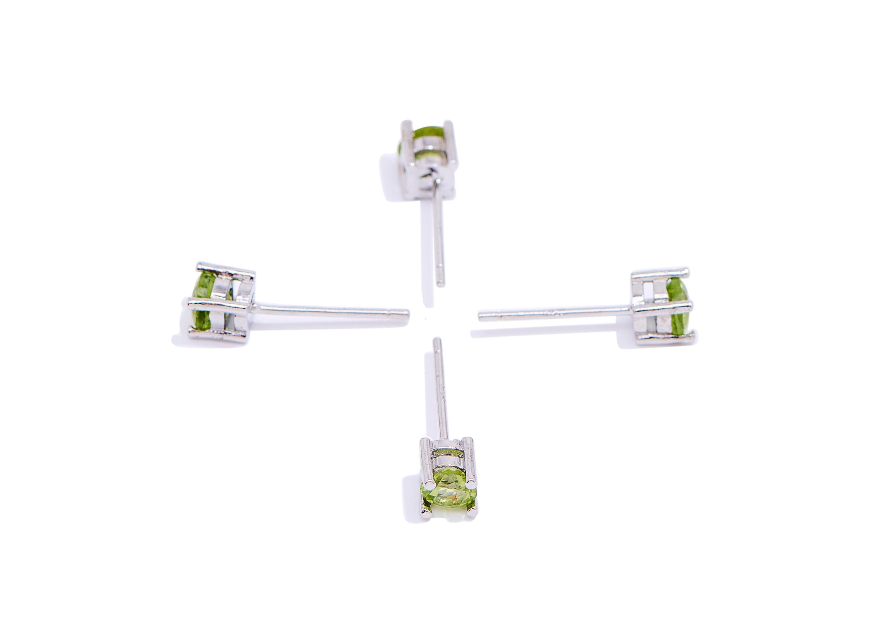 Olivine Brass Round Stud - Mini Round Prong-Set Earring Post - Classic Jewelry Making - Silver Stud - White K Plated - 4x4x4.29mm - NS2607 - DOMEDBAZAAR