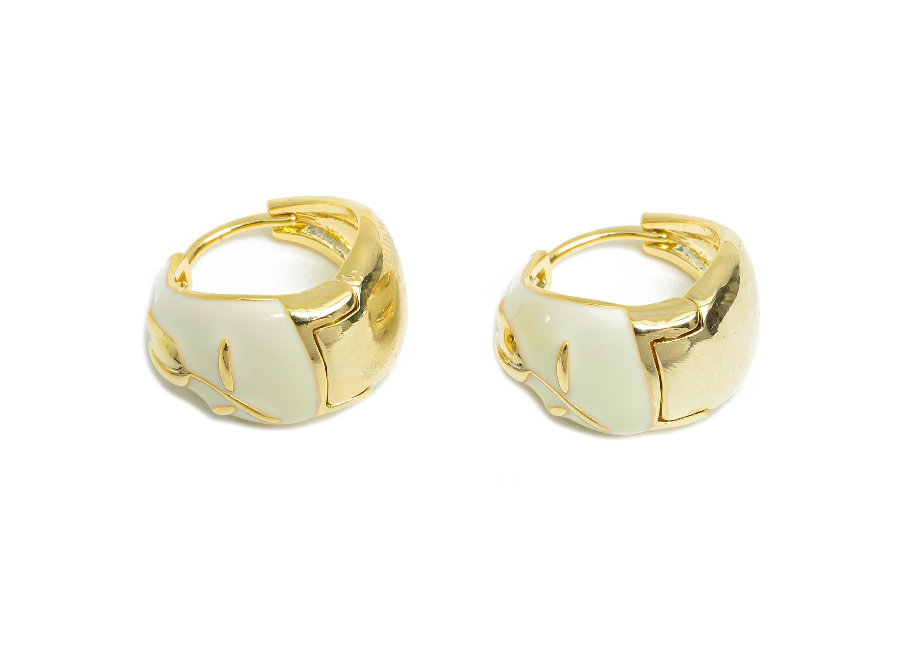 Brass Round Hoop Earring - Flower Enamel Huggie Earring for Girl's - Refined Gold Thick Earring - 18K Gold Plated - 16.61x9.14x3mm -RGP9607A - DOMEDBAZAAR