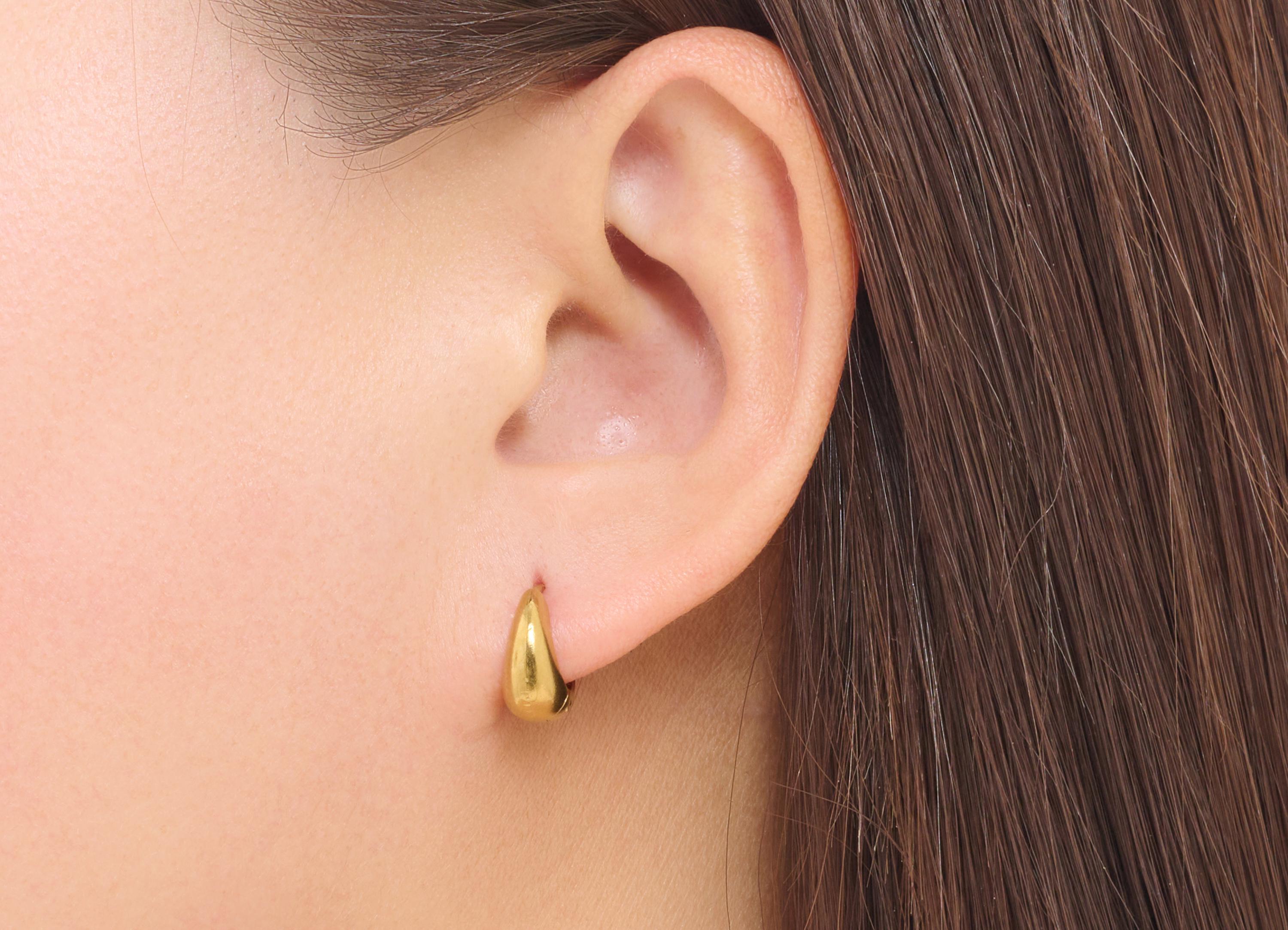 Stainless Steel Round Hoop Earring - Circle Thick Huggie Hoop Earring - Classic Steel Jewelry - 18K Gold Plated - 12.62x13.4x5.84mm -SS1535G - DOMEDBAZAAR