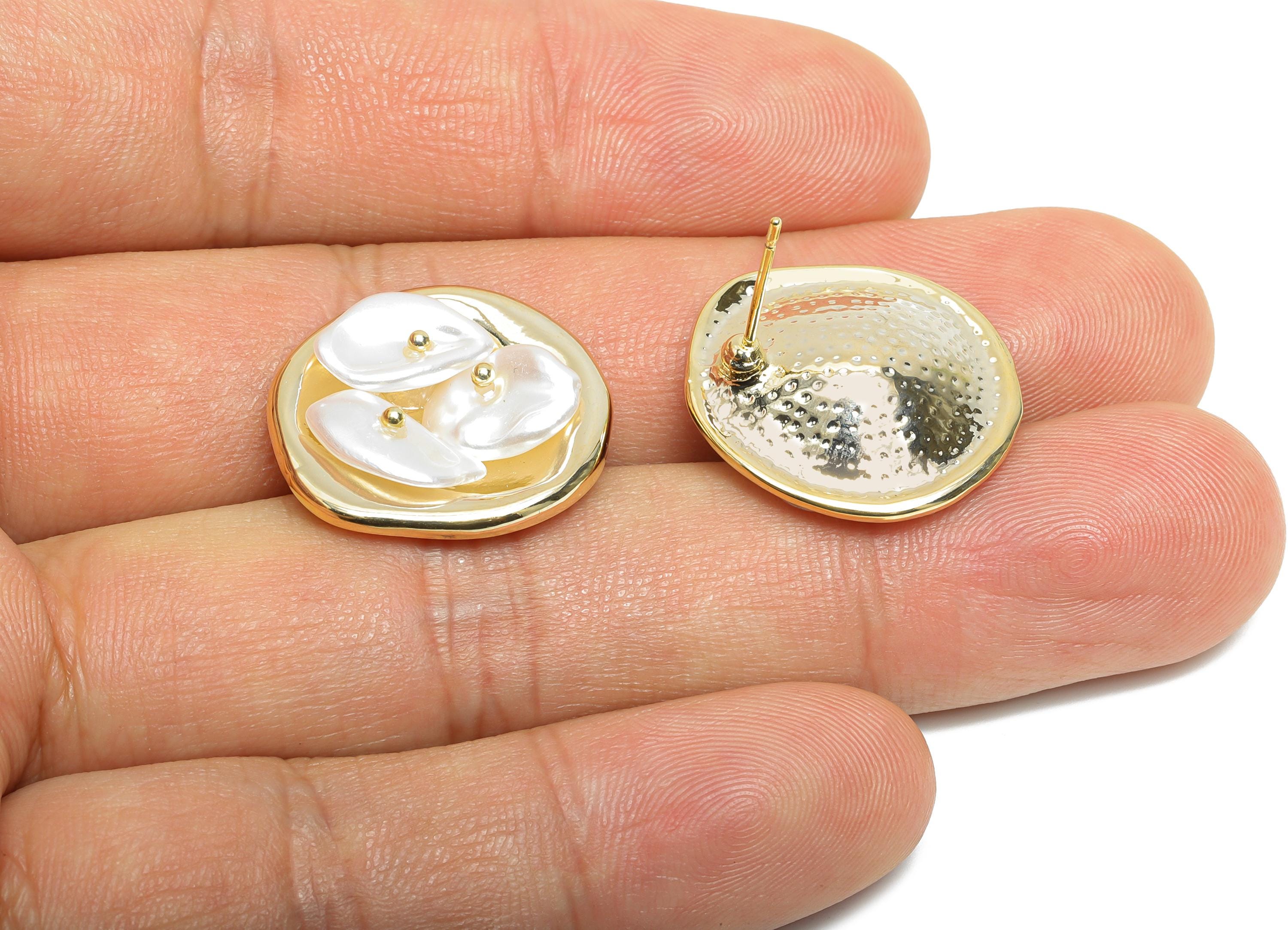 Brass Pearl Post Earring - Brass Floral Imitation Pearl Earring Stud - Modern Jewelry for Gift - 18K Gold Plated - 20x19x0.7mm - RGP9590 - DOMEDBAZAAR