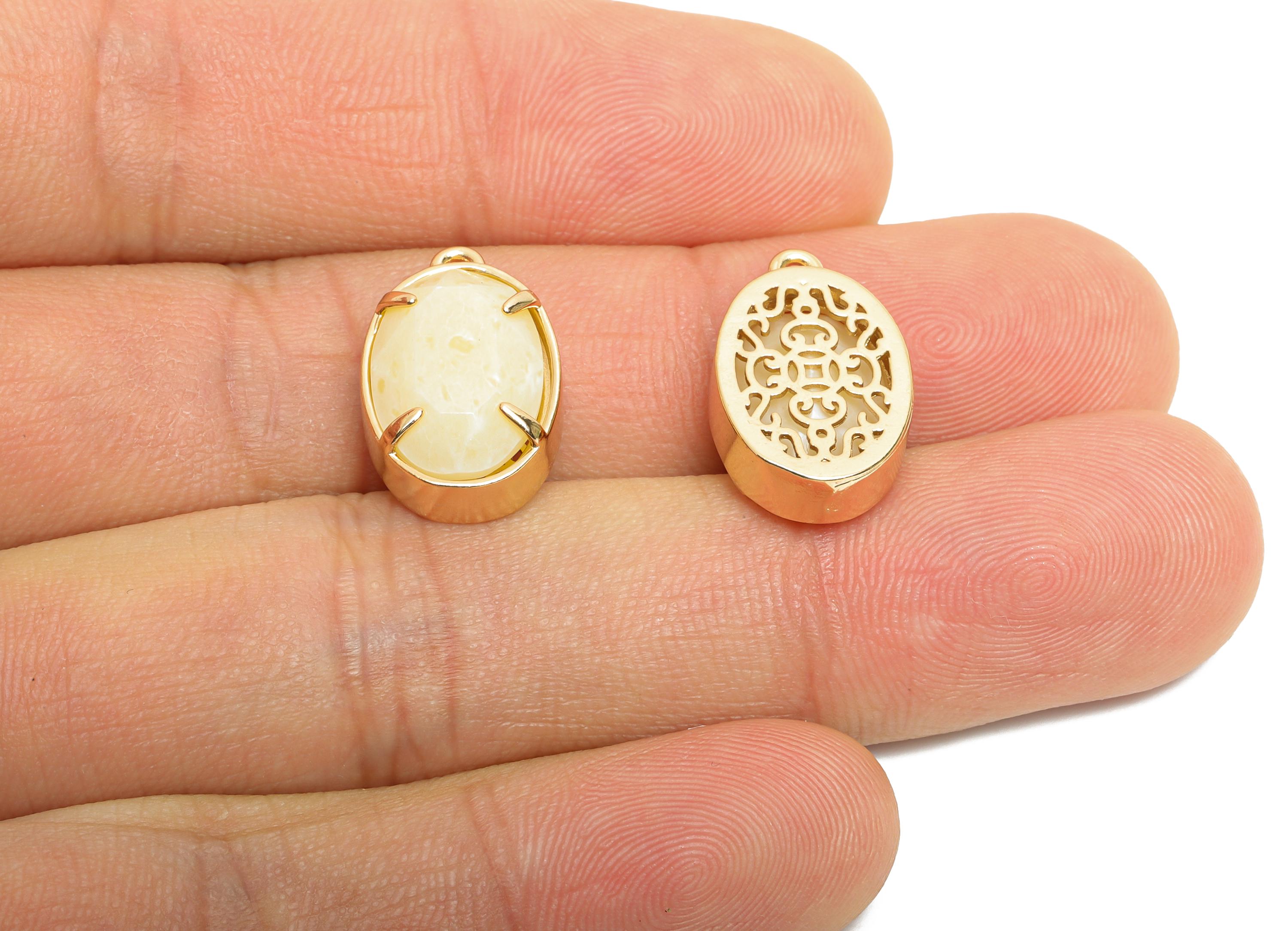 Oval Glass Gem Pendant - Faceted Glass Pendant for Necklace - Simple Crystal Jewelry - KC Gold Tone Plated Brass - 18.2x11.7x6mm - GS1308 - DOMEDBAZAAR
