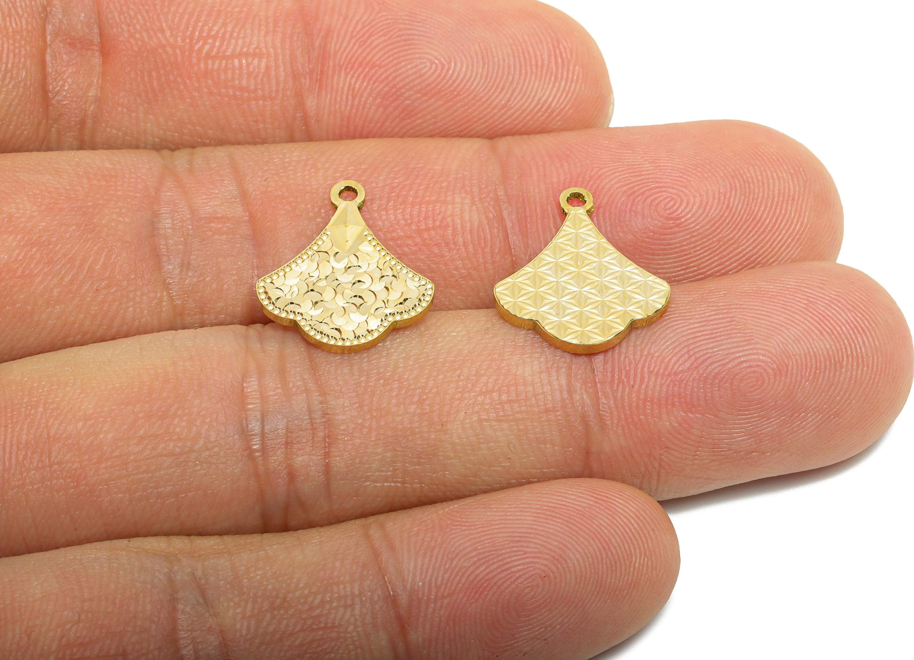 Elegant Fan Pendant - Raw Brass Textured Pendant - Vintage Shiny Statement Charm - Textured Laser Cut - Artistic Jewelry - 16x14x1mm-PP11148 - DOMEDBAZAAR