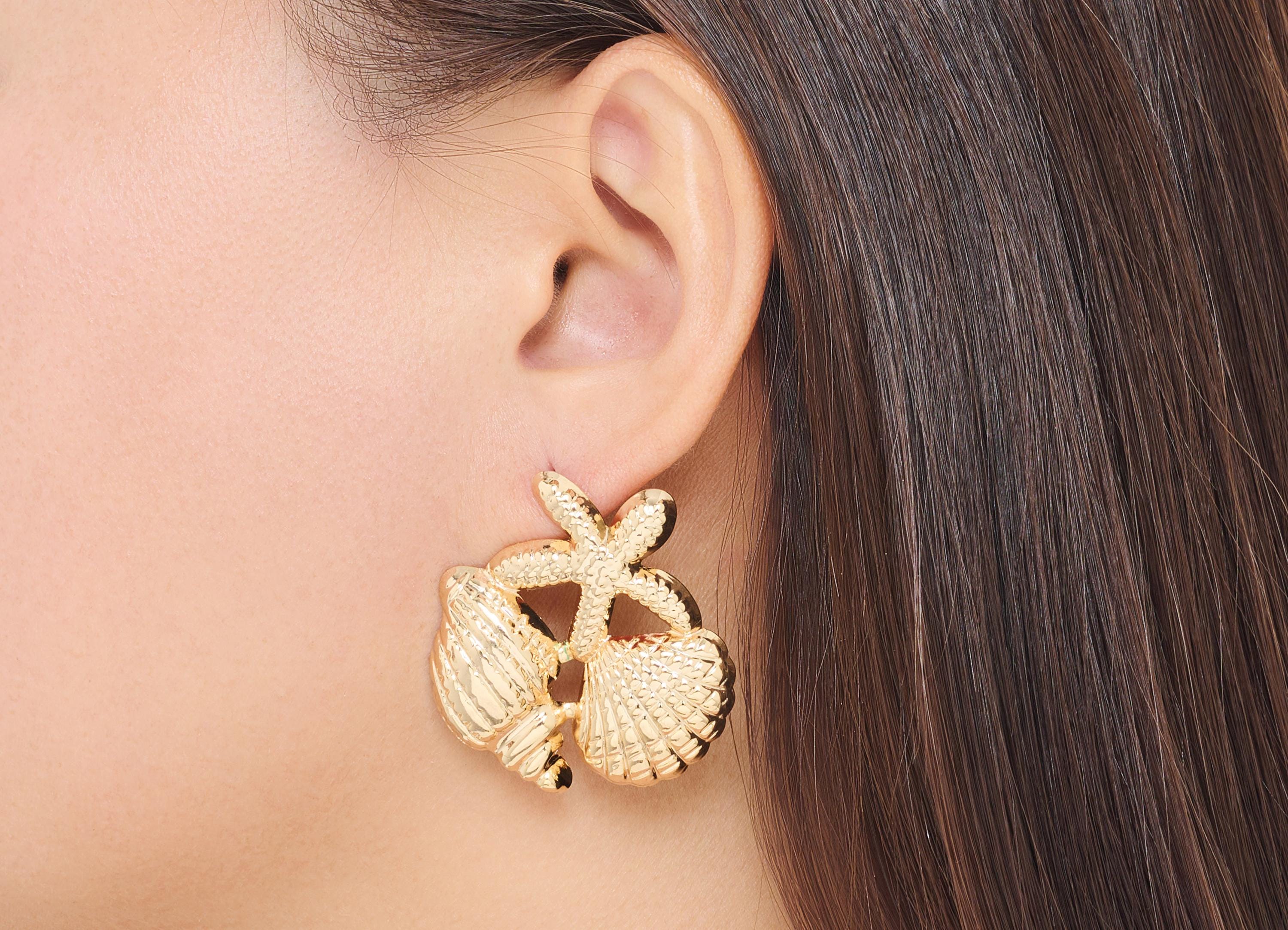 Brass Conch Starfish Post - Textured Shell Marine Earring Stud - Refined Gold Marine Jewelry - 18K Real Gold Plated - 40x36x5mm - RGP10420 - DOMEDBAZAAR