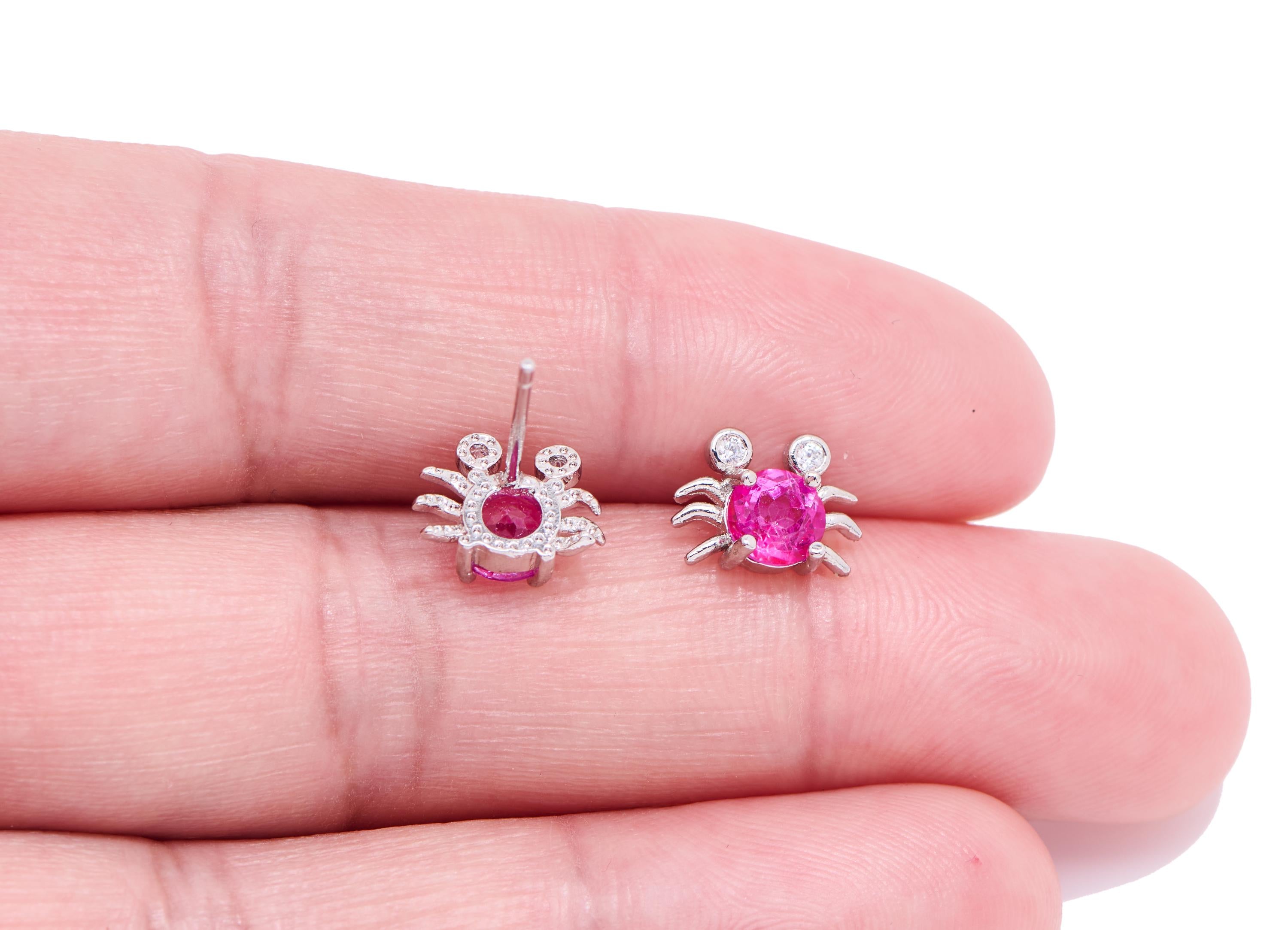 Topaz Brass Cute Crab Studs - Textured Gemstone Marine Posts - Dainty Jewelry Making - Silver Stud - White K Plated - 9.74x7.6x4mm - NS2621 - DOMEDBAZAAR