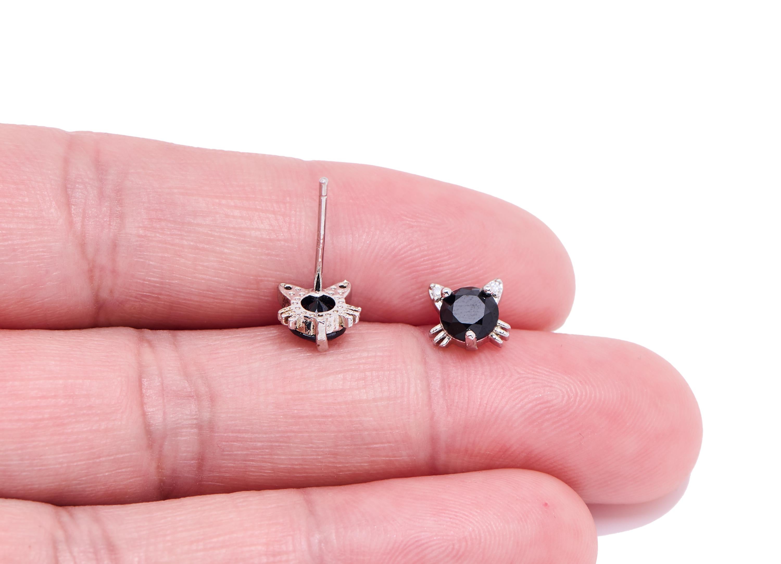 Black Spinel Brass Cat Stud - Cute Zircon Animal Earring Post - Minimalist Jewelry Making - Silver Stud - White K Plated - 7x6x3mm - NS2571 - DOMEDBAZAAR