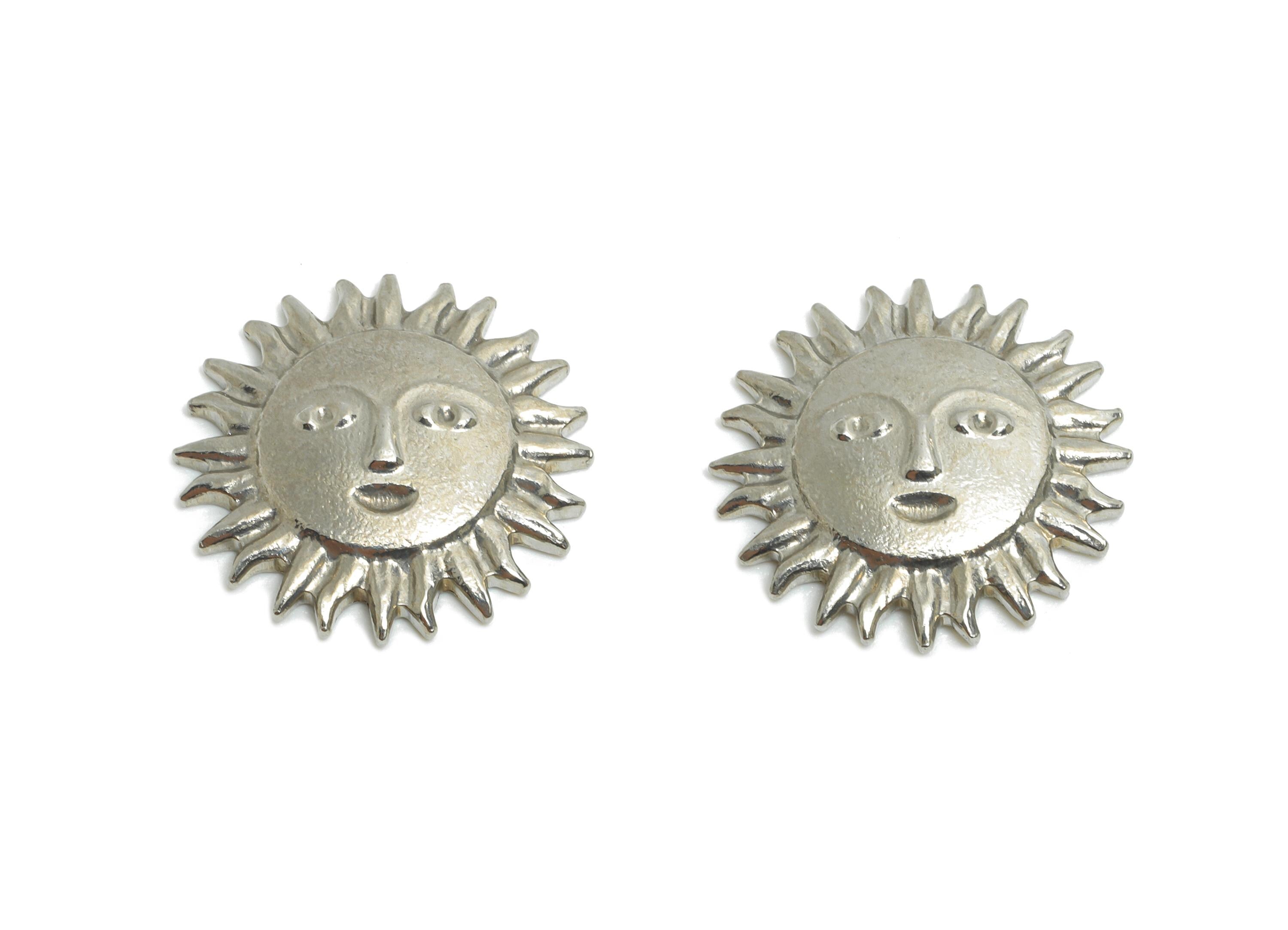Stainless Steel Sun Face Charm - Steel Metallic Sun Ornament - Minimalist Sun Sculpture Charm - Boho Sun Charm - 15x15.34x2.73mm - SS2034 - DOMEDBAZAAR