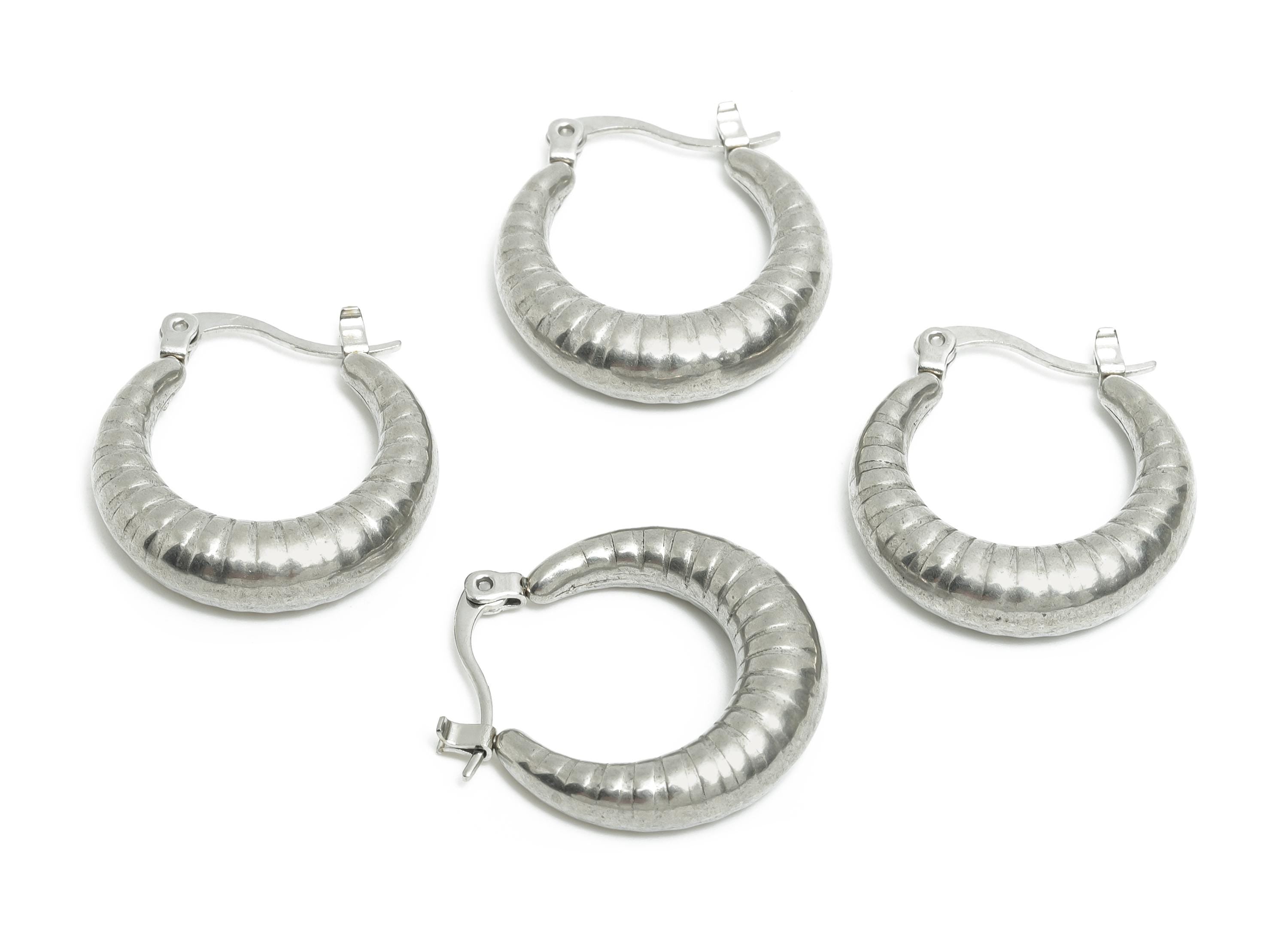 Steel Hoop Earring - Textured Silver Ribbed Hoop Earring - Hinged Back - Elegant Steel Hoop Jewelry - Steel Finding - 22.5x20x6mm - SS1708 - DOMEDBAZAAR