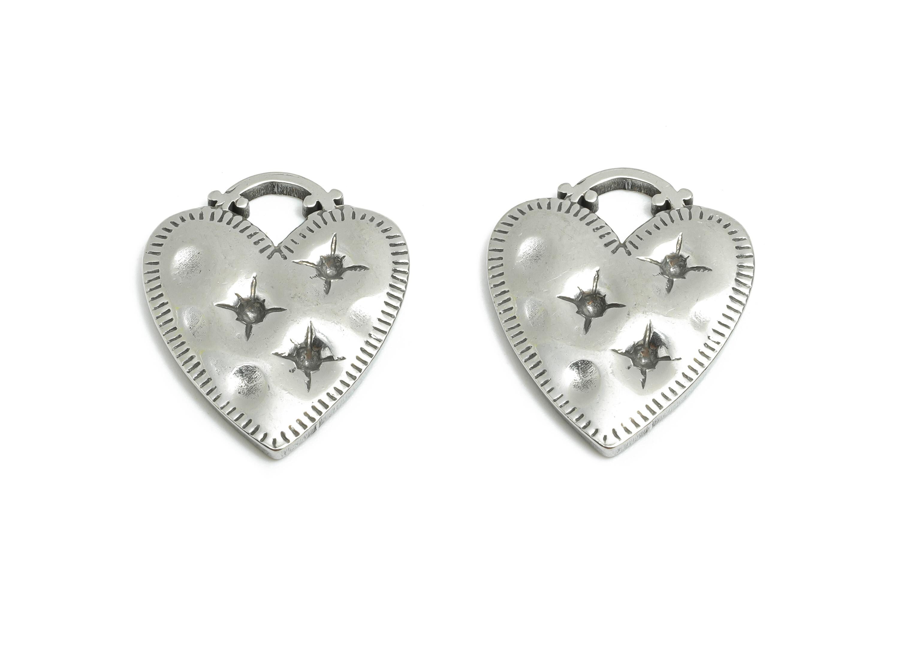 Stainless Steel Heart Charms - Steel Heart with Raised Stars For Gem - Unique Geometric Heart Pendant with Star - 20x16x2.38mm - SS1877 - DOMEDBAZAAR