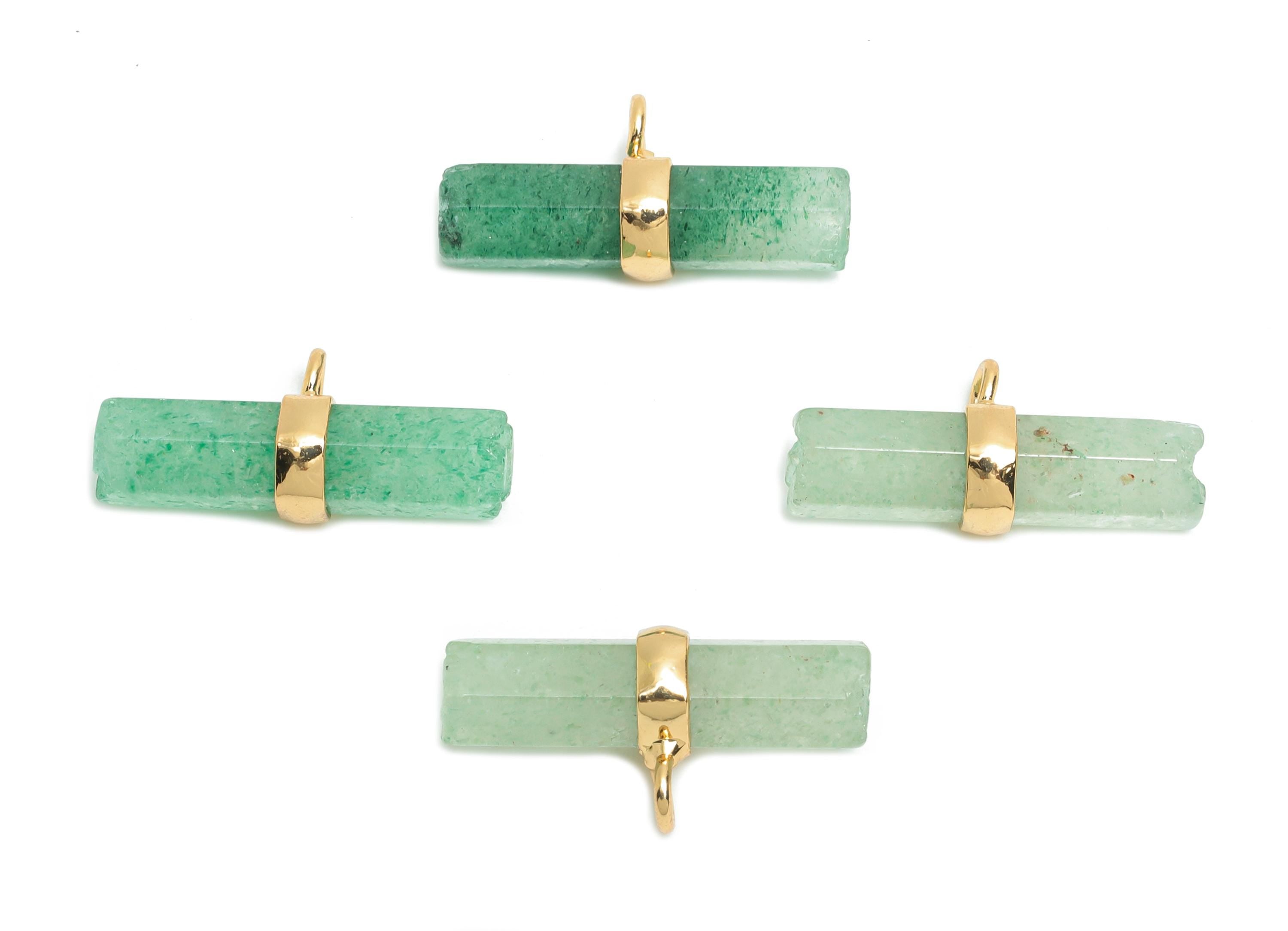 Green Strawberry Quartz Bar Pendant - Brass Rectangular Charm For Necklace - Modern Stone Jewelry - KC Gold Plating - 22x11x6mm - NS2882J - DOMEDBAZAAR