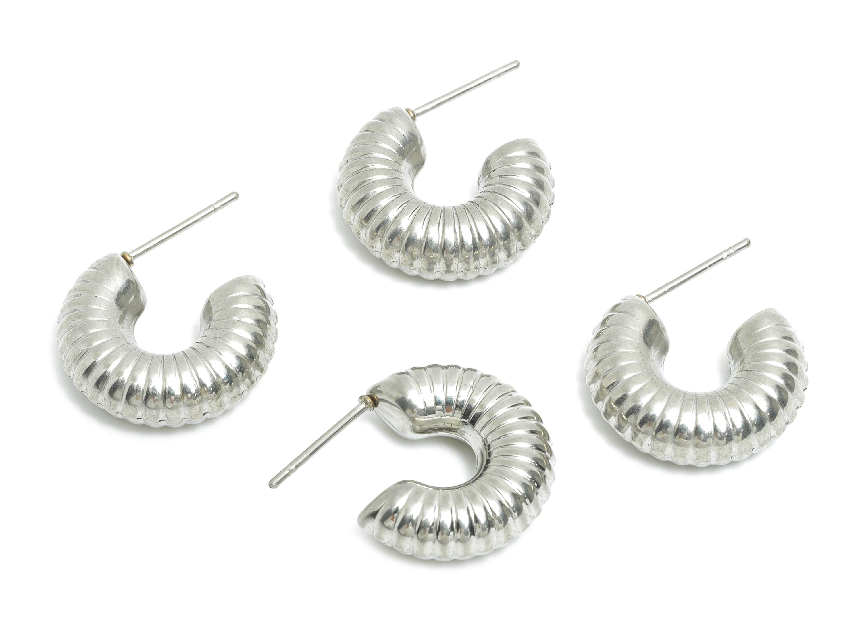 Stainless Steel C Hoop Earring Studs - Textured Silver Ribbed Hoop Post - Chunky Open Hoop Studs - Earring Jewelry - 18x15x6.2mm - SS1705 - DOMEDBAZAAR