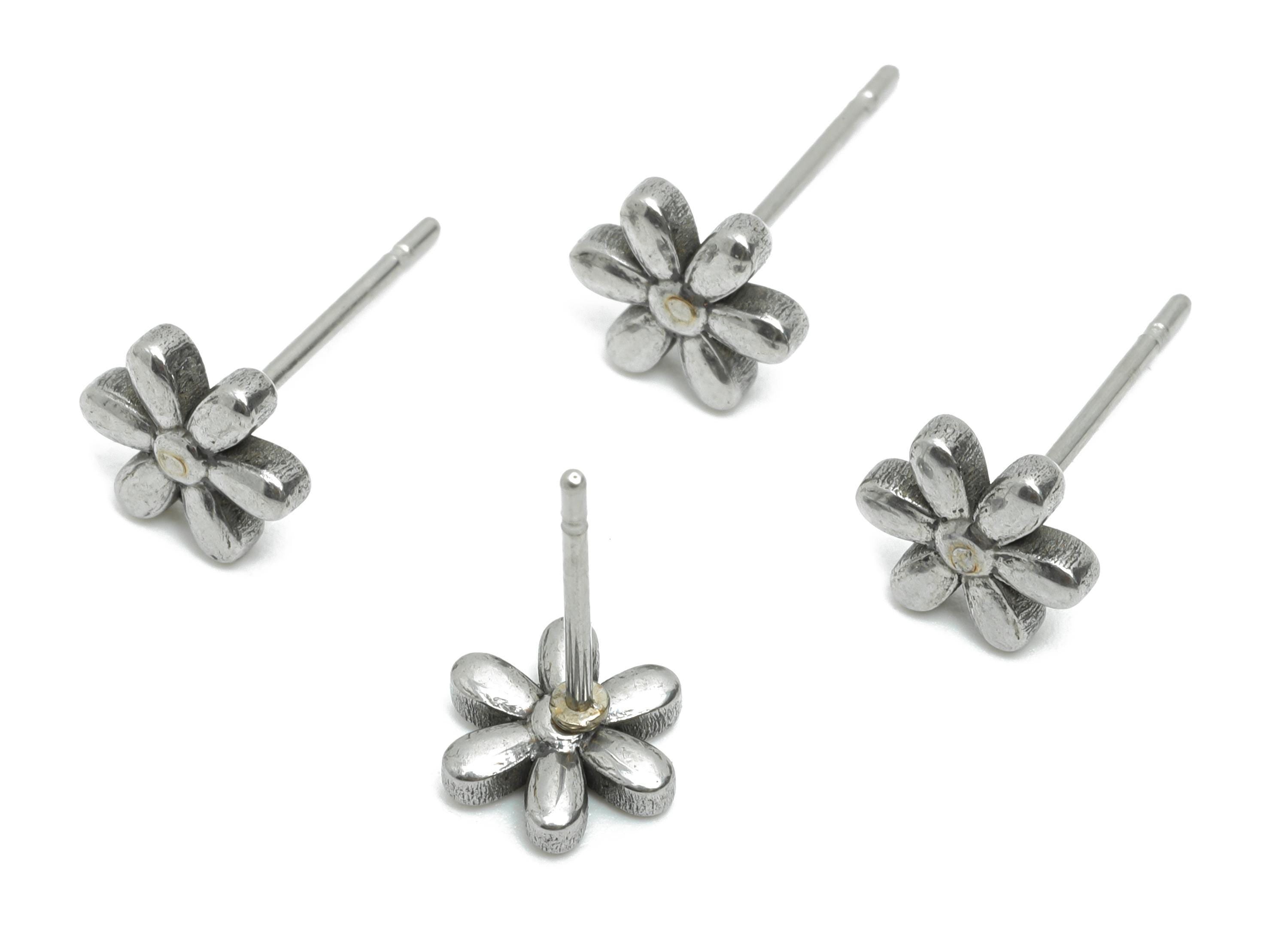 Stainless Steel Daisy Stud - Silver Botanical Flower Earring Post - Feminine Dainty Earring - Spring Bloom Jewelry - 6.9x6.9x1.87mm - SS2146 - DOMEDBAZAAR