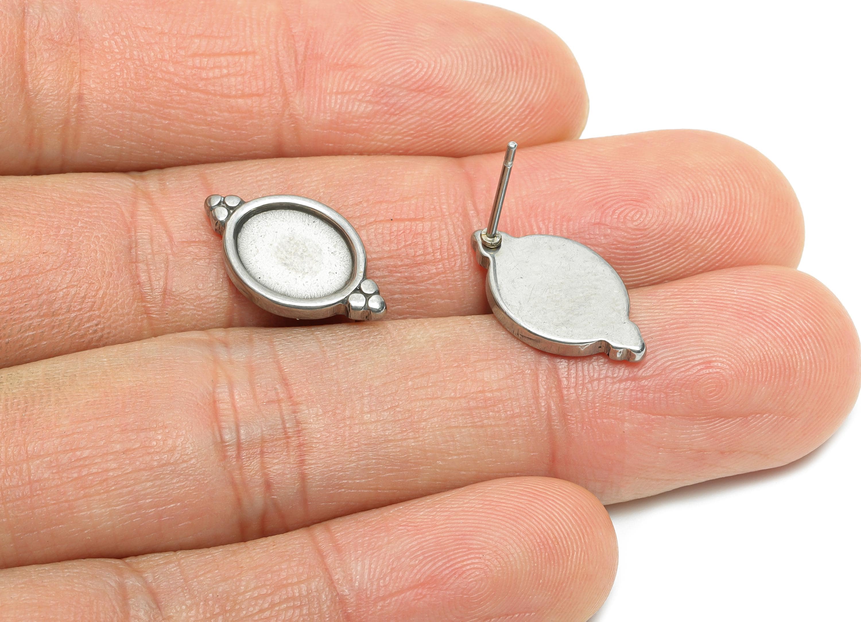 Oval Bezel Stud Earring - Steel Vintage Earring Post - Antique Jewelry Findings - Oval Cabochon Earring Setting - 17x10x2.04mm - SS2164 - DOMEDBAZAAR