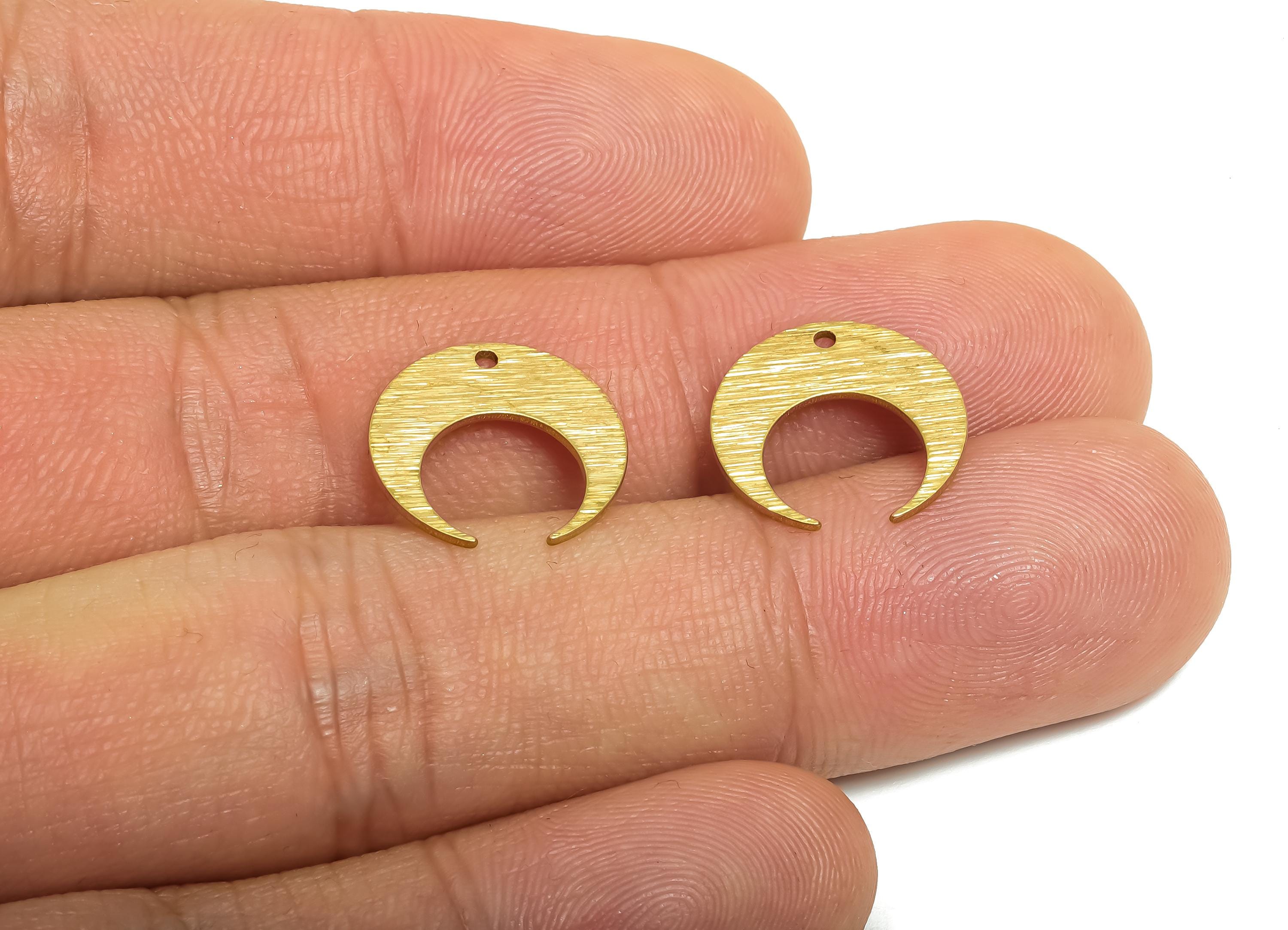 Brass Crescent Earring Charm - Raw Brass Textured Moon Charm - Brass Celestial Crescent Component - Earring Finding - 14x13x0.78mm - PP10771 - DOMEDBAZAAR