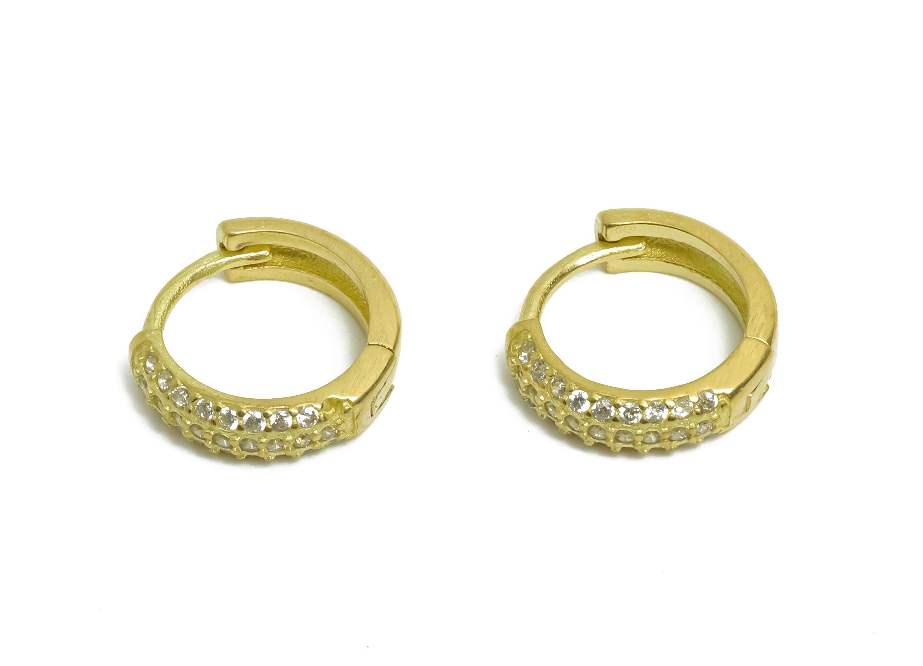 Brass CZ Round Huggie Hoop Earring - Mini Raw Brass Zircon Earrings - Dainty Huggie Hoop Clasp - Jewelry Findings - 10.74x10.3x3mm - PP11292 - DOMEDBAZAAR