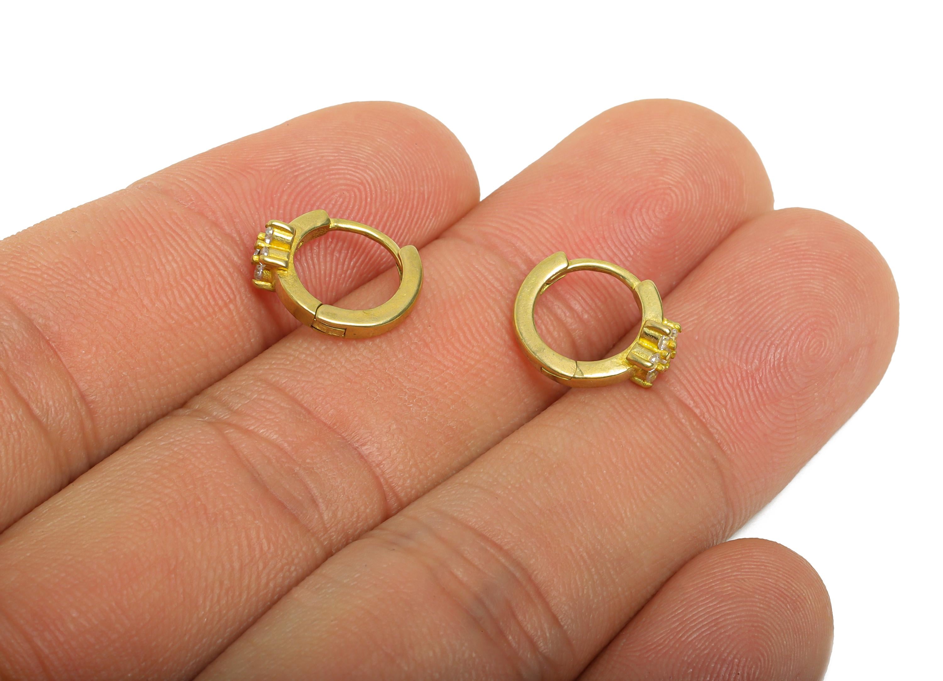 Brass CZ Huggie Hoop Earrings - Raw Brass Flower Zircon Earrings - Dainty Botanical Floral Huggie Hoop Clasp - 12.8x10.64x5.35mm - PP11360 - DOMEDBAZAAR