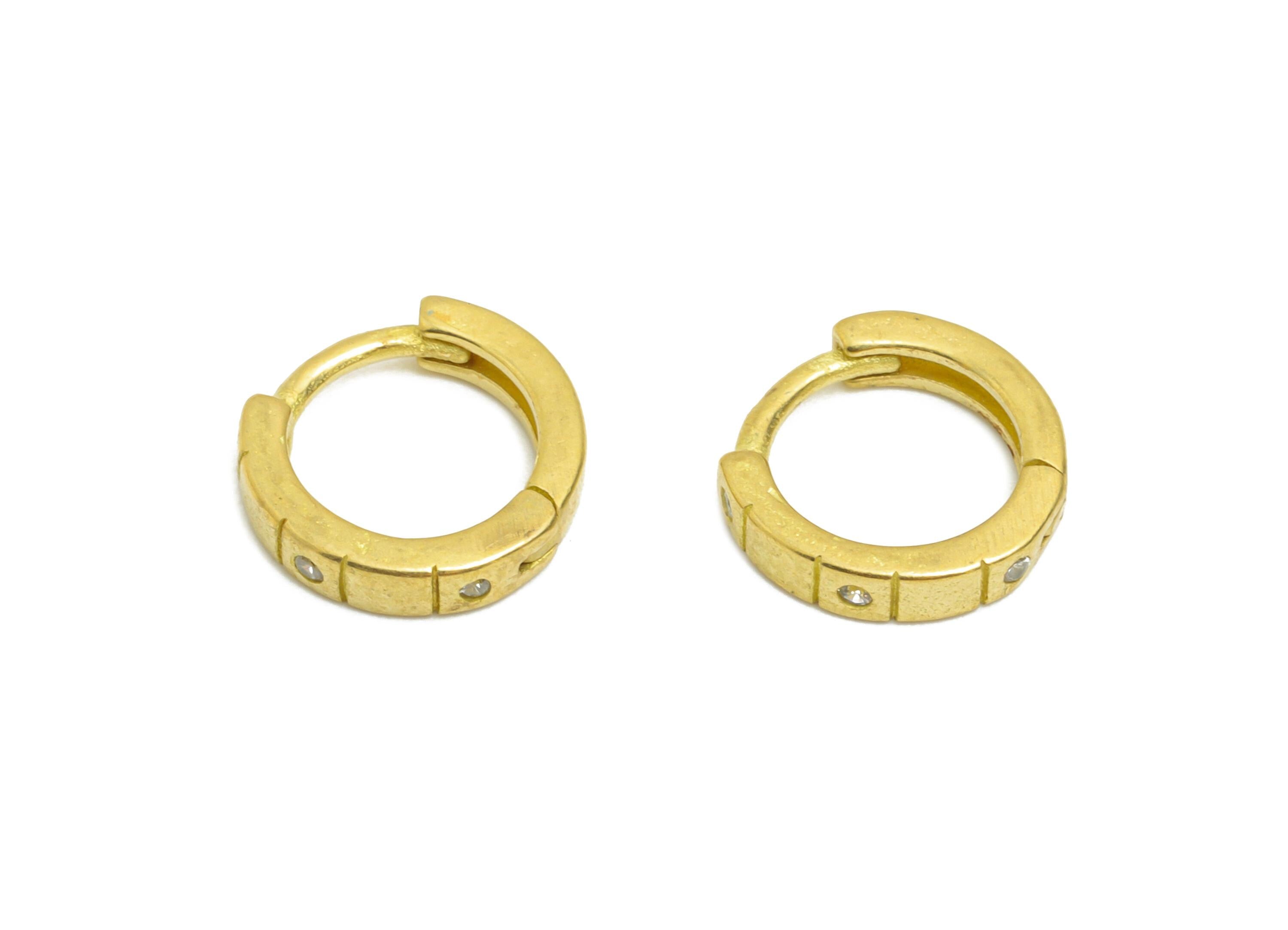 Brass CZ Round Huggie Hoop Earring - Mini Raw Brass Zircon Earring - Simple Huggie Hoop Clasp - Earring Finding - 9.37x9.2x2mm - PP11270 - DOMEDBAZAAR