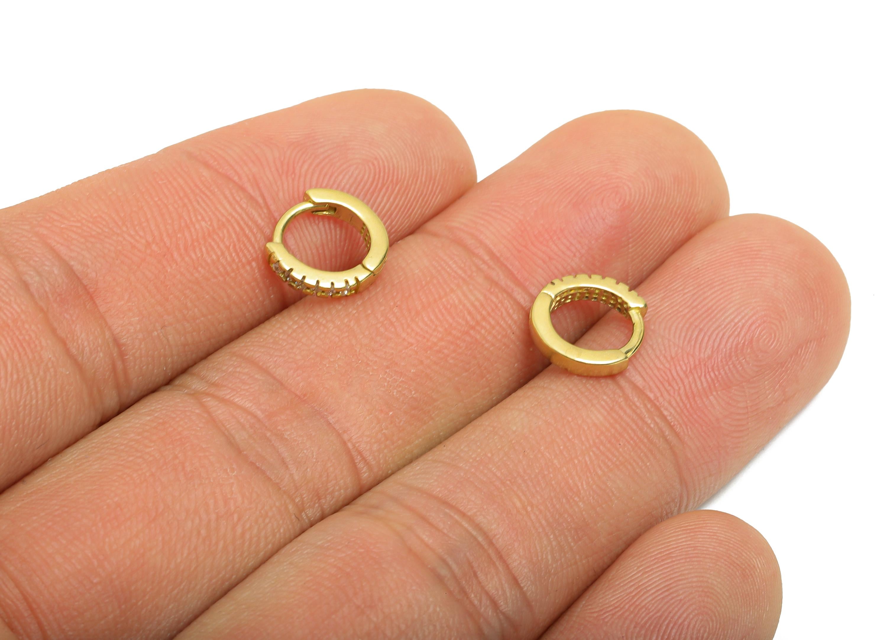 Brass CZ Round Huggie Hoop Earring - Mini Raw Brass Zircon Earring - Classic Huggie Hoop Clasp - Earring Finding - 9.88x9.25x2mm - PP11325 - DOMEDBAZAAR