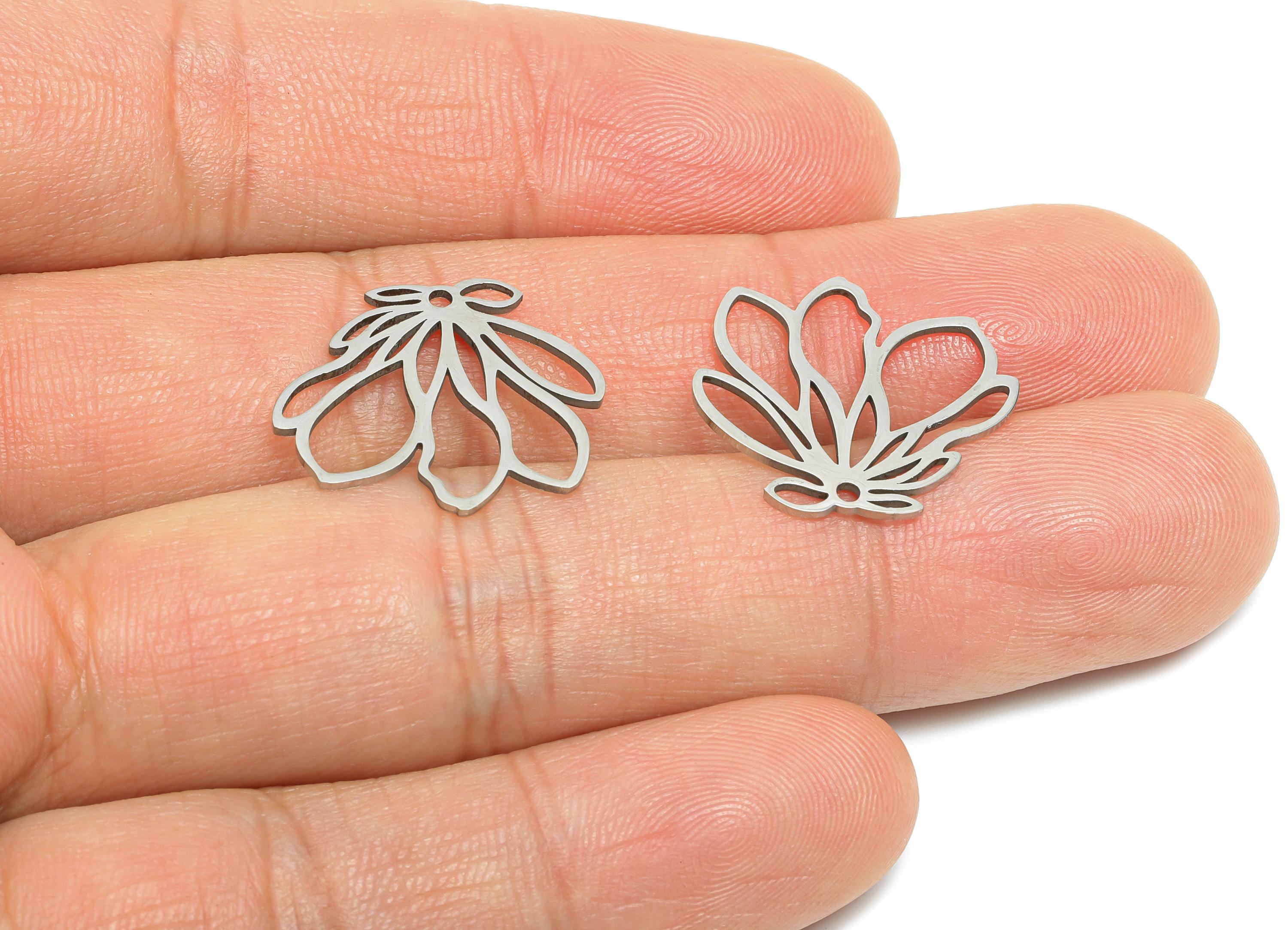 Steel Floral Pendant - Steel Artisan Boho Jewelry - Botanical Jewelry Supply - Stainless Steel Charm - Nature Jewelry - 17.8x20x1mm - SS2632 - DOMEDBAZAAR
