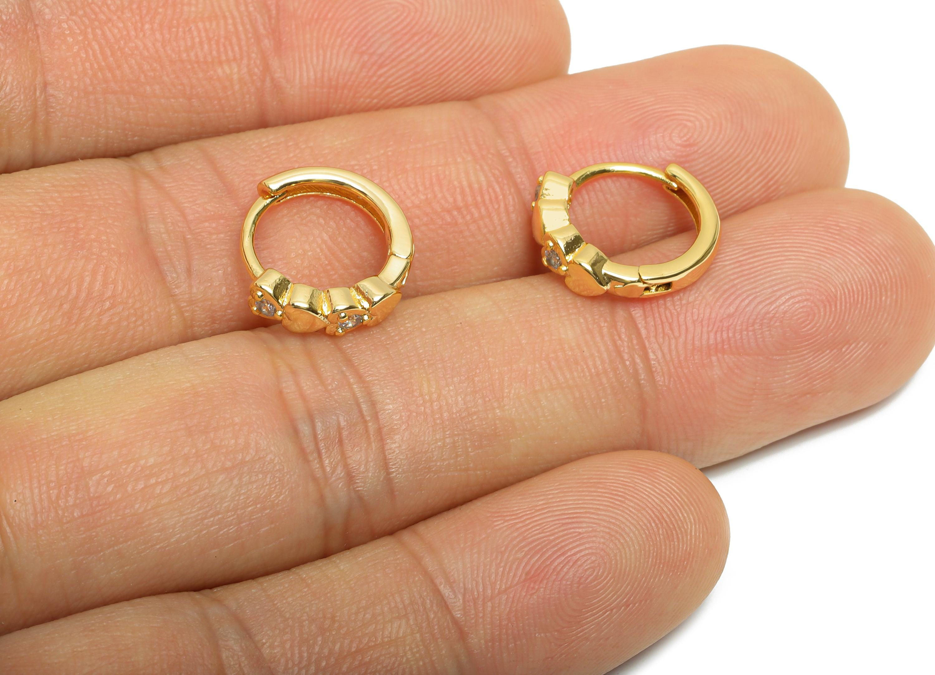 Brass CZ Heart Huggie Hoop Earring - Fashion Brass Zircon Earring - Modern Huggie Hoop Clasp - 18K Real Gold Plated - 13.7x12x3mm - RGP10923 - DOMEDBAZAAR