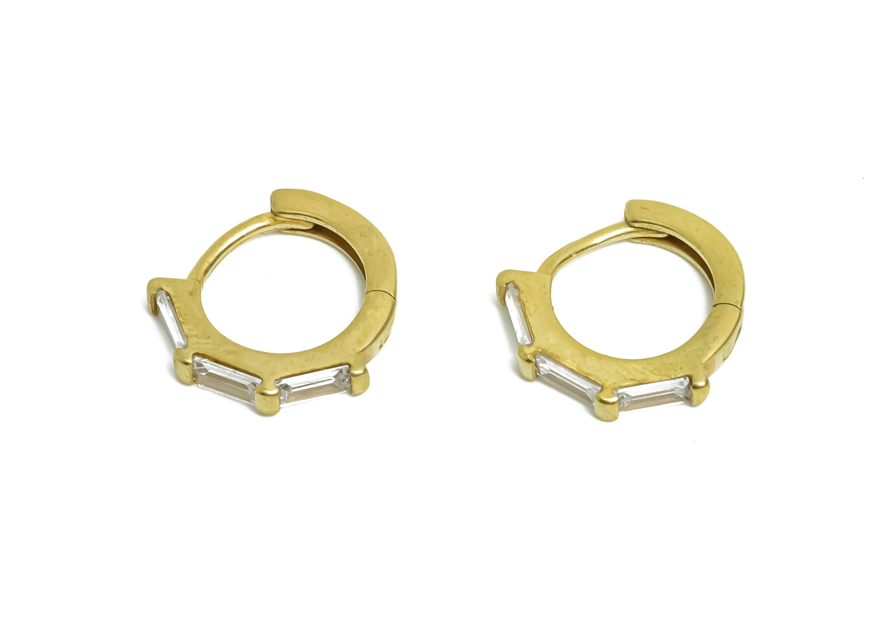 Brass CZ Round Huggie Hoop Earring - Raw Brass Minimalism Circle Zircon Earring - Classic Brass Huggie Hoop Clasp - 12.9x12x2.07mm - PP11323 - DOMEDBAZAAR
