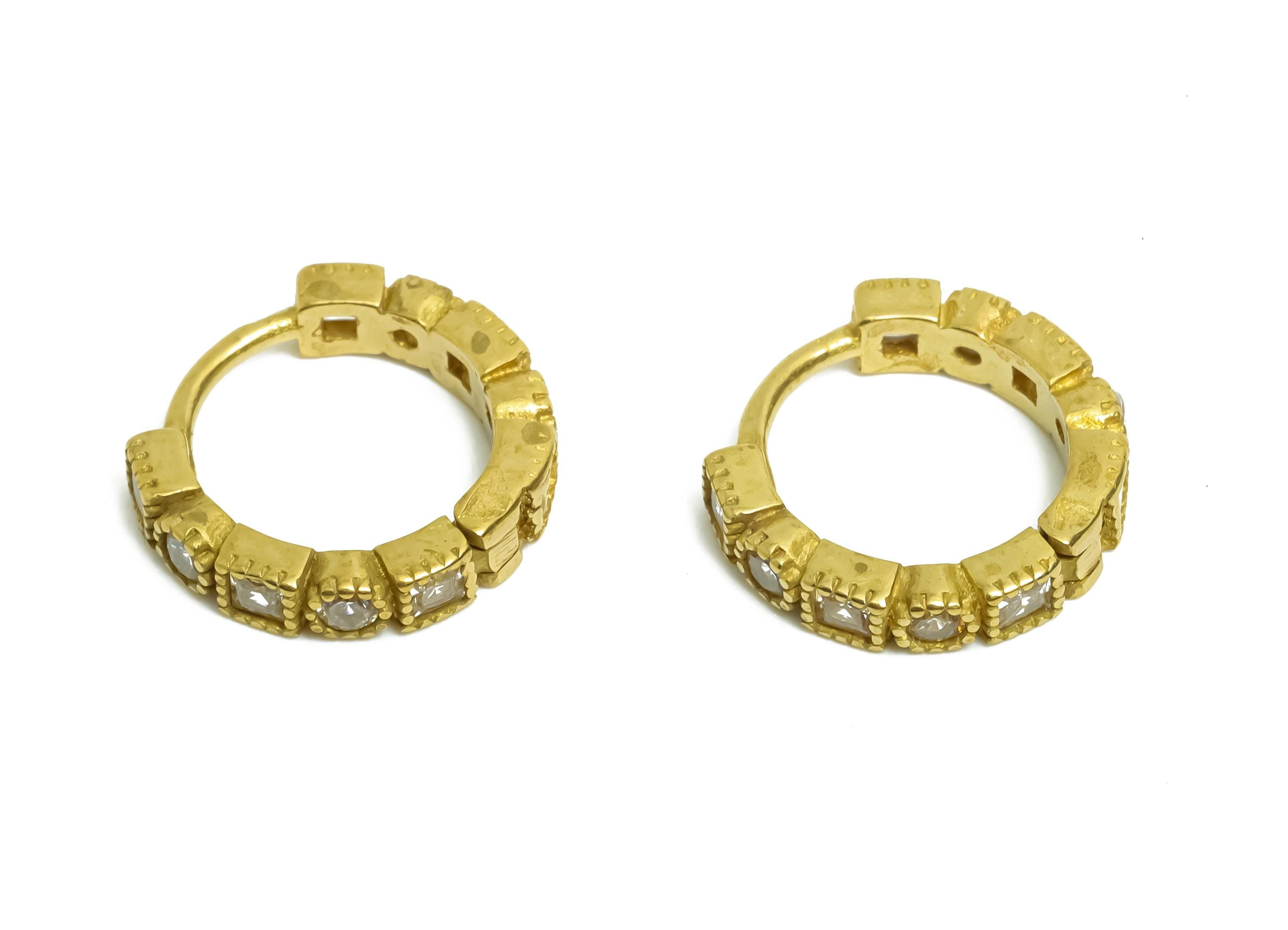 Brass CZ Round Huggie Hoop Earring - Raw Brass Minimalism Circle Zircon Earring - Classic Brass Huggie Hoop Clasp - 13.5x12.7x2.8mm -PP11322 - DOMEDBAZAAR