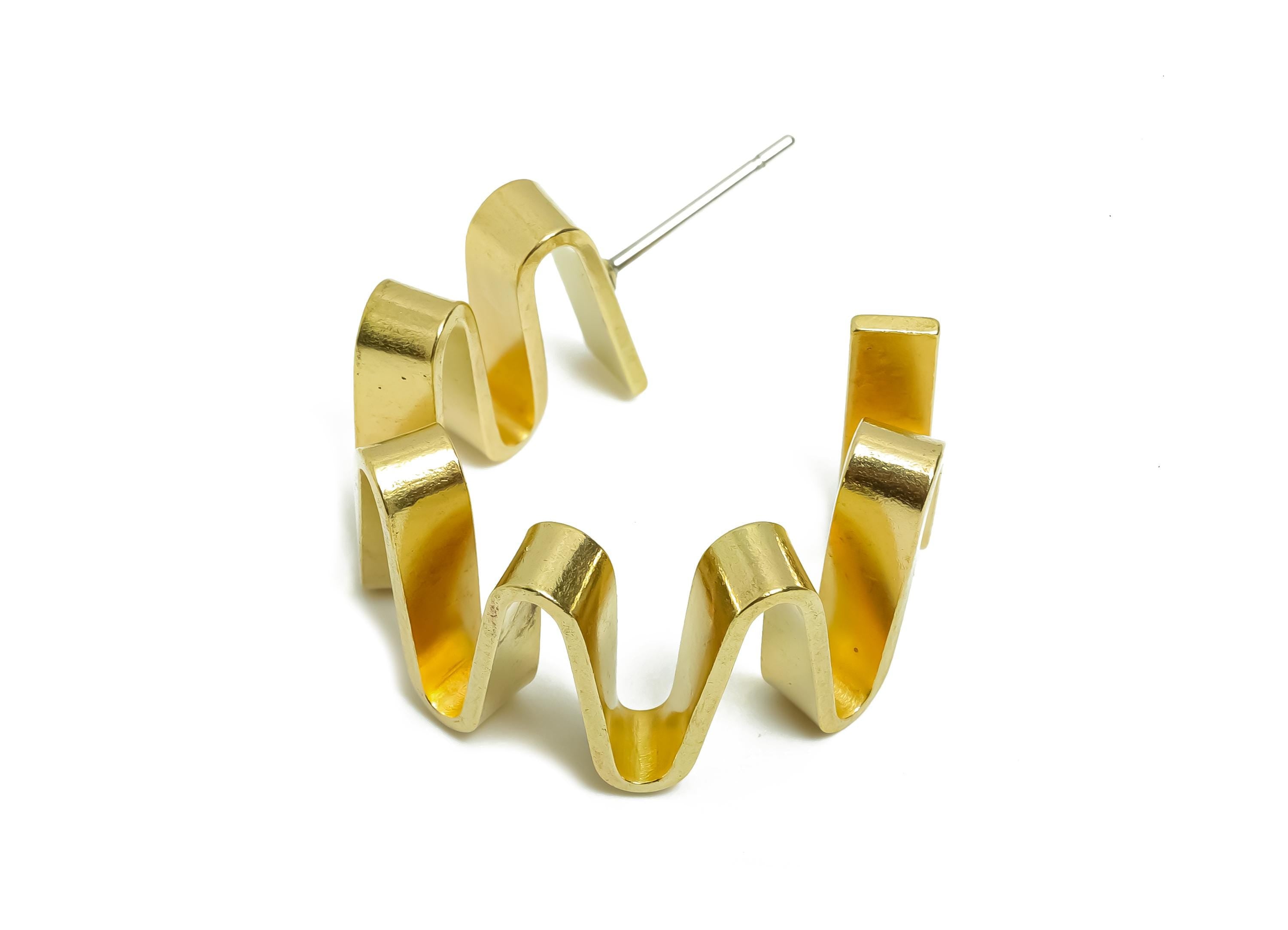 Brass Hoop Earring Post - Wavy Hoop Stud Earring - Modern Gold Ripple Hoop Earring - Curvy Abstract Hoop Earring - 16x14x1mm - PP11211 - DOMEDBAZAAR