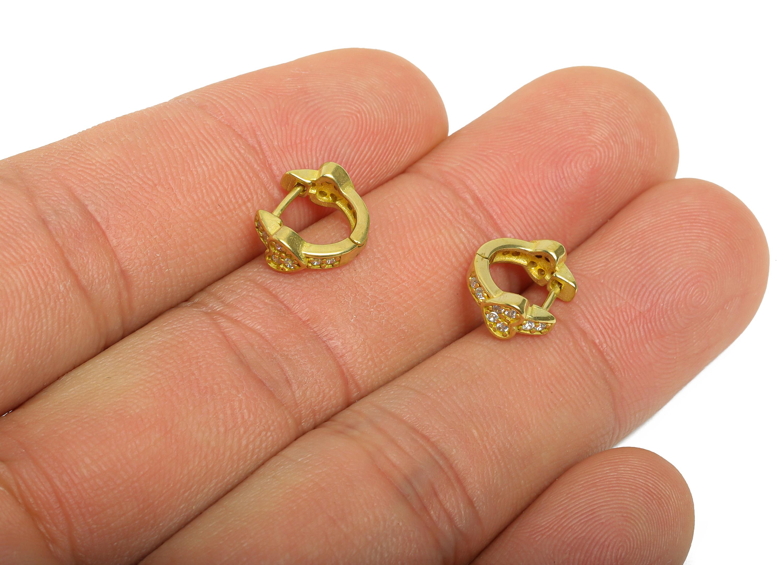 Brass CZ Huggie Hoop Earrings - Raw Brass Everyday Heart Zircon Earrings - Minimalist Brass Huggie Hoop Clasps - 11.2x9.73x4.4mm - PP11268