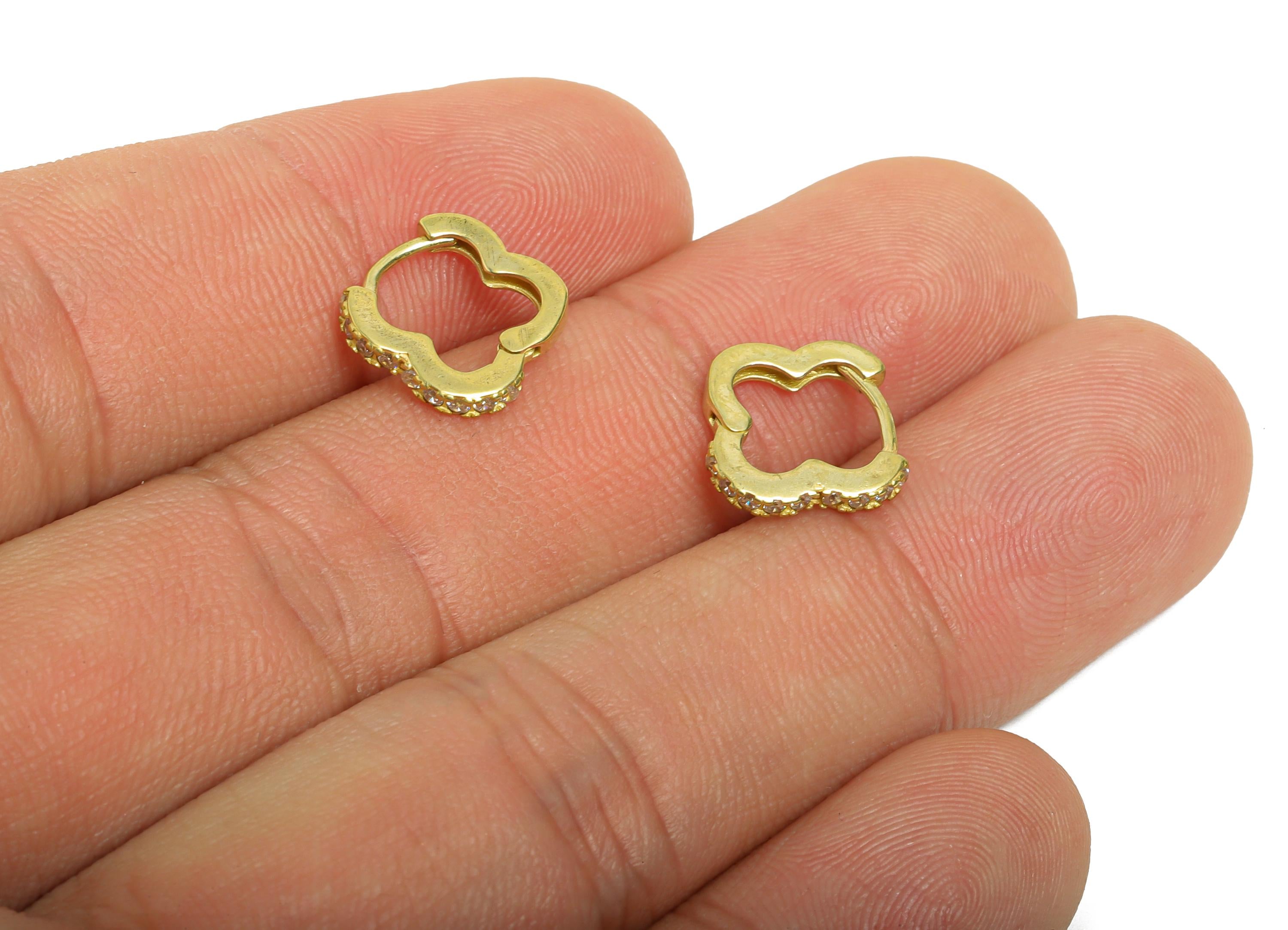 Brass CZ Flower Huggie Hoop Earrings - Raw Brass Modern Zircon Hoop Earring - Gemstone Huggie Hoop Earring - 9.63x7.68x5mm - PP11358 - DOMEDBAZAAR