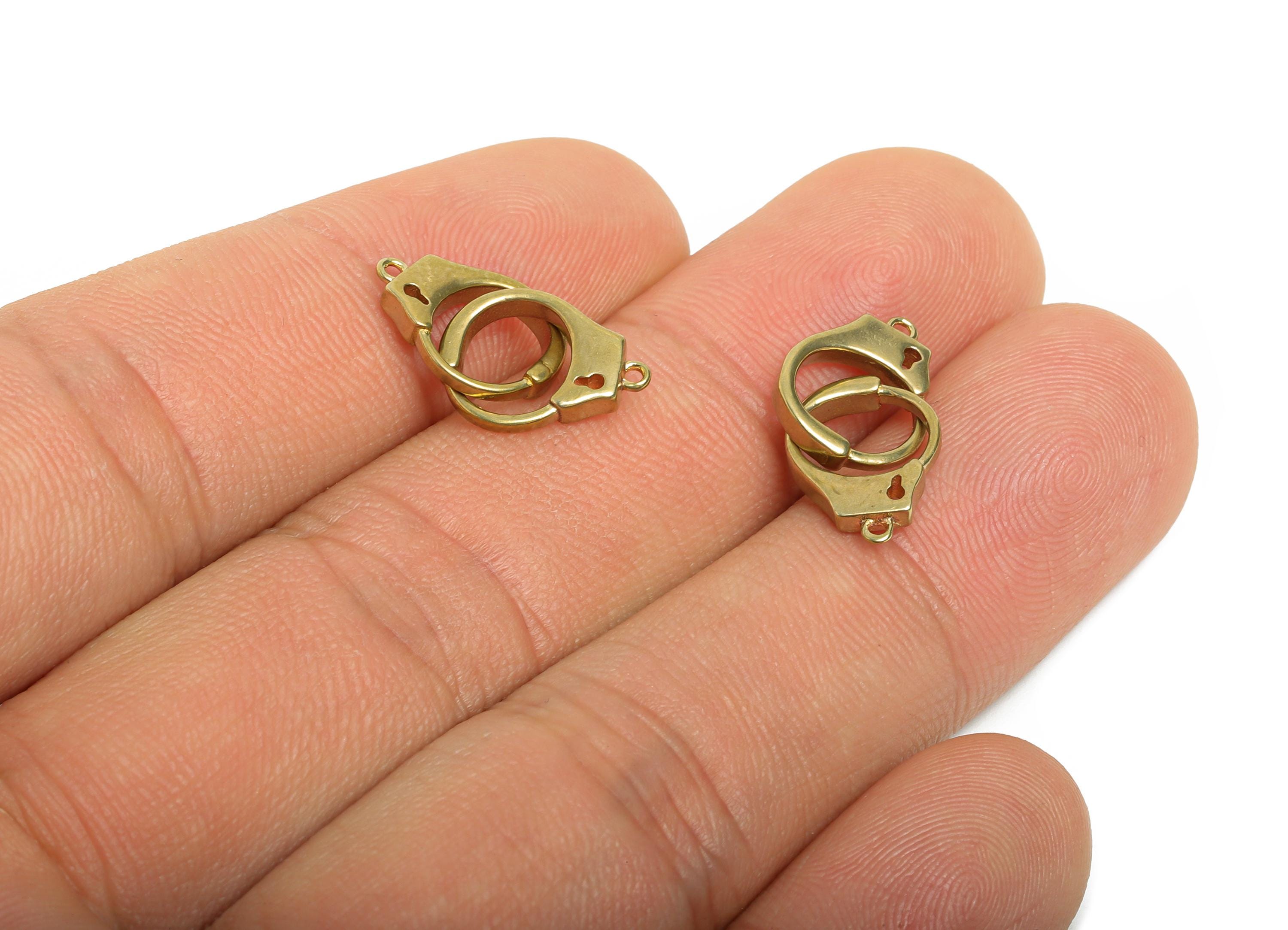 Brass Handcuff Connector Charm - Raw Brass Interlocked Handcuffs - Fashion Accessory Component - Lock And Key Jewelry - 21x9x2mm - PP10772 - DOMEDBAZAAR