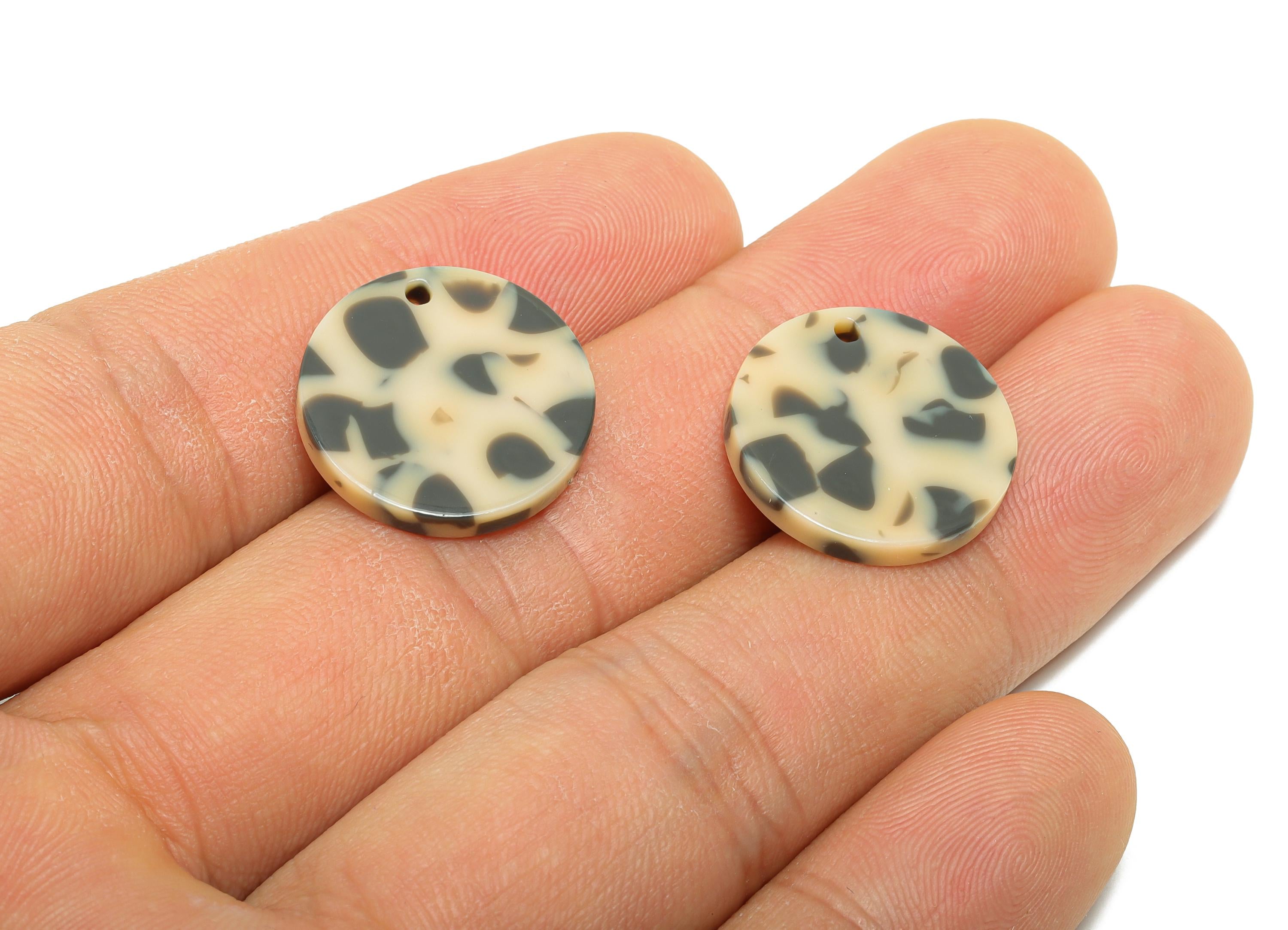 18mm Acetic Tortoiseshell Earring Charm - Multicolor Flat Pendant - Handmade Craft Supply - Boho Jewelry Finding - 18x18x2mm - AC2695-A1081 - DOMEDBAZAAR