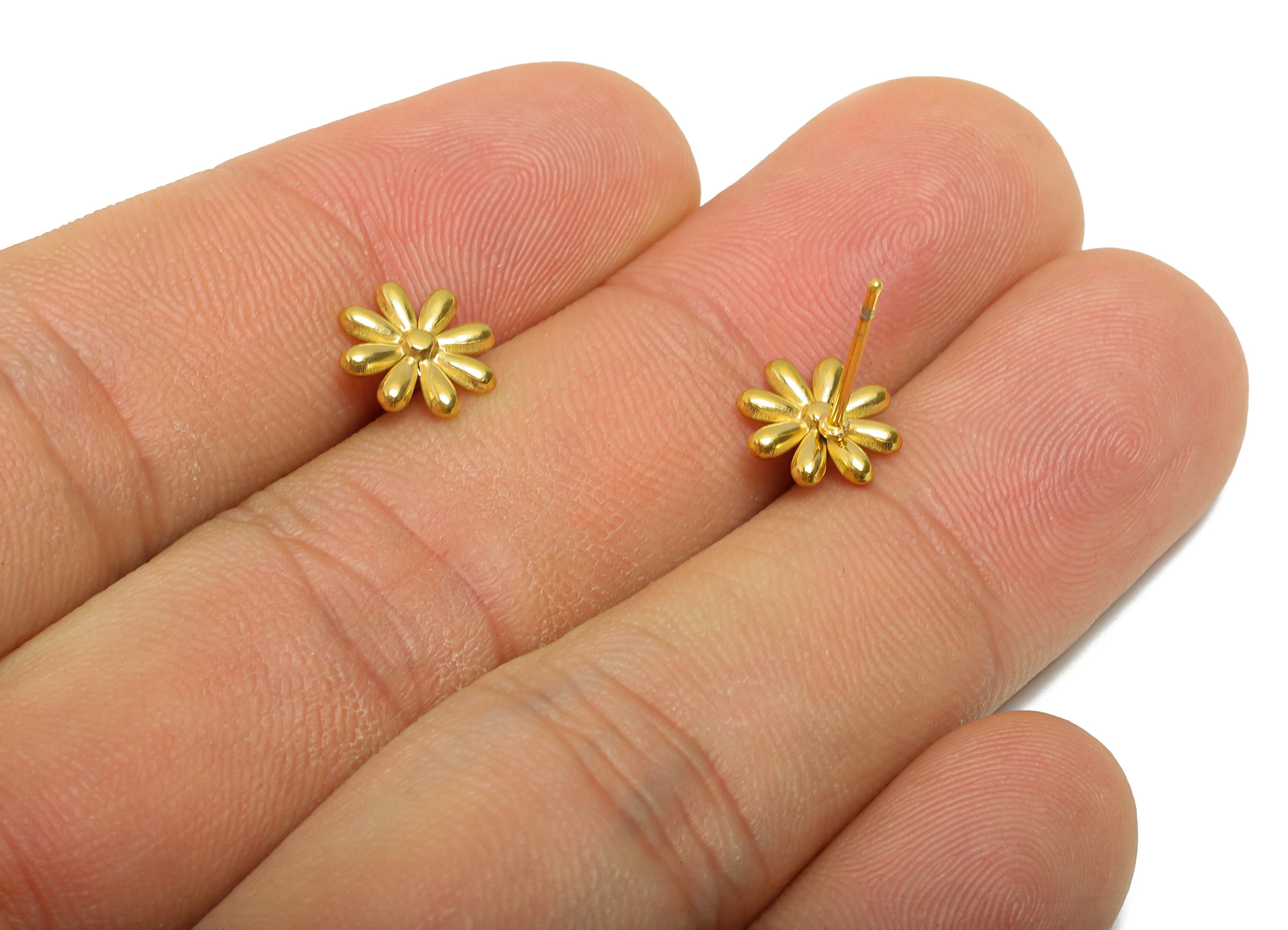 Steel Floral Stud Earring - Steel Flower Daisy Stud Earrings - Botanical Steel Earring Post - 24K Real Vacuum Plating - 9x9x1.6mm - SS2721G - DOMEDBAZAAR