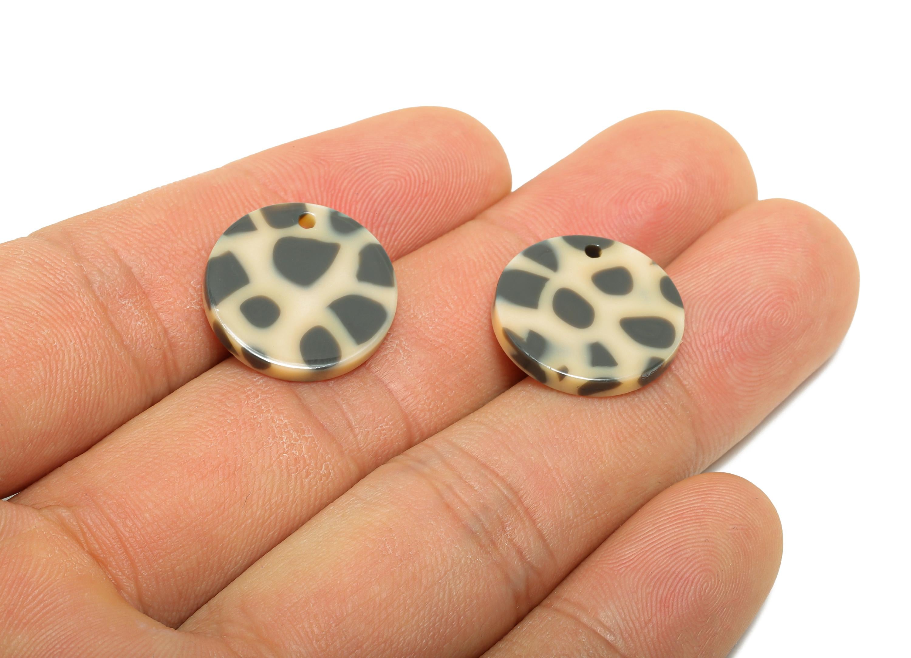 17mm Acetic Tortoiseshell Earring Charm - Multicolor Flat Pendant - Handmade Craft Supply - Boho Jewelry Finding - 17.6x17x2mm -AC2693-A1081 - DOMEDBAZAAR