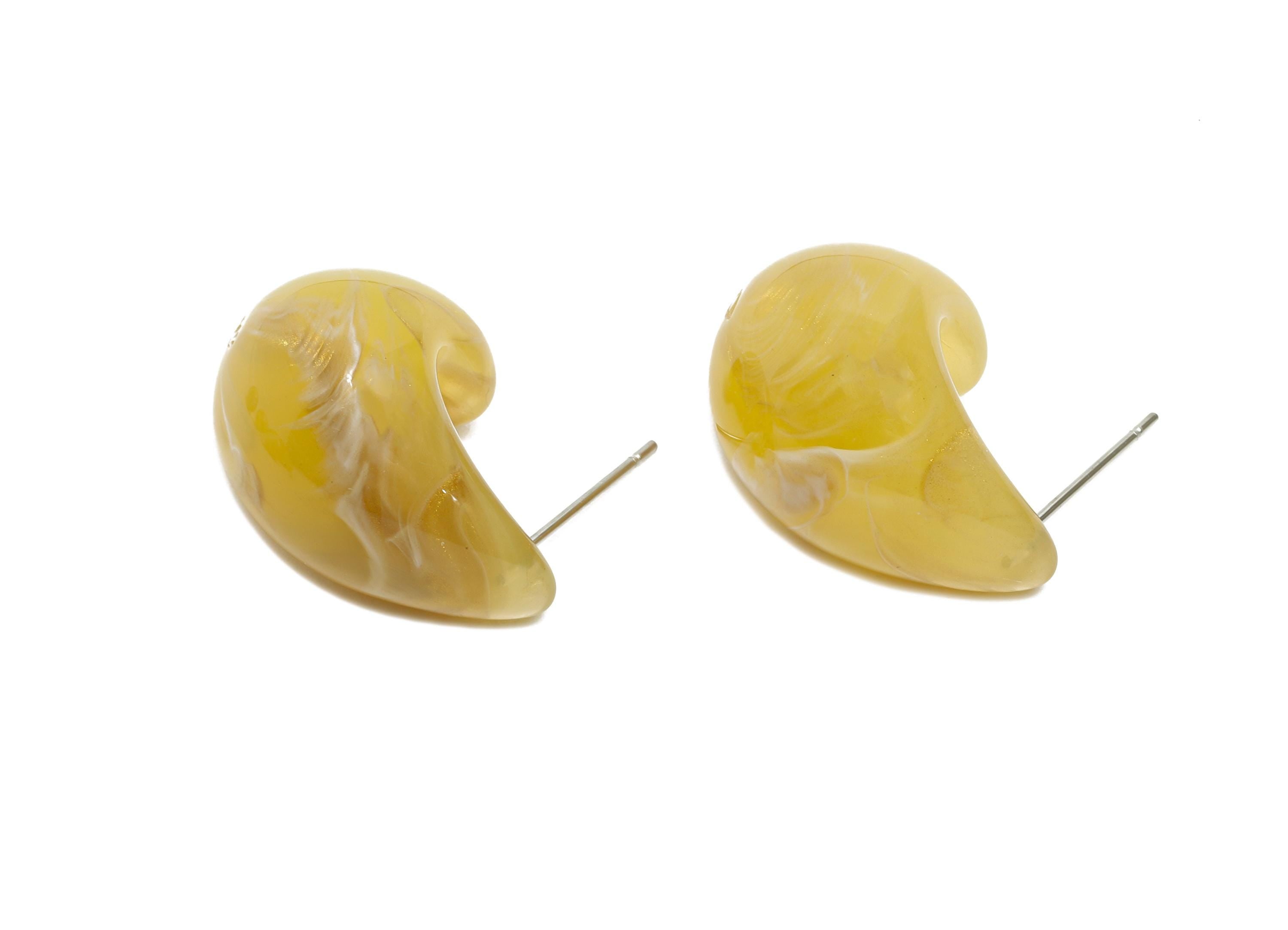 Acrylic Marbled Yellow Earring Stud - Lightweight Abstract Acrylic Earring - Modern Earring Stud - Soft Color Earring - 22x16x14mm - AC3638C - DOMEDBAZAAR
