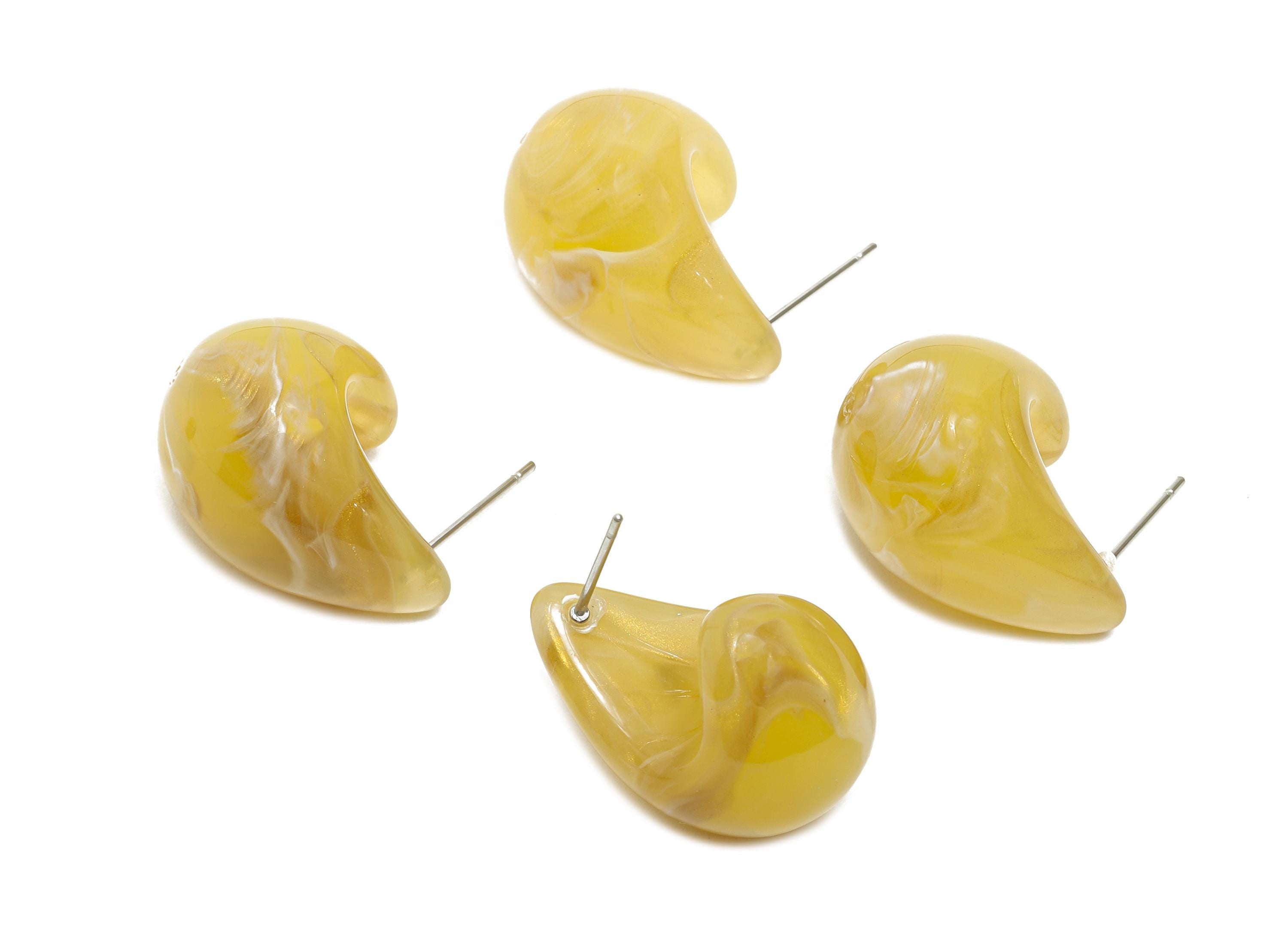 Acrylic Marbled Yellow Earring Stud - Lightweight Abstract Acrylic Earring - Modern Earring Stud - Soft Color Earring - 22x16x14mm - AC3638C - DOMEDBAZAAR