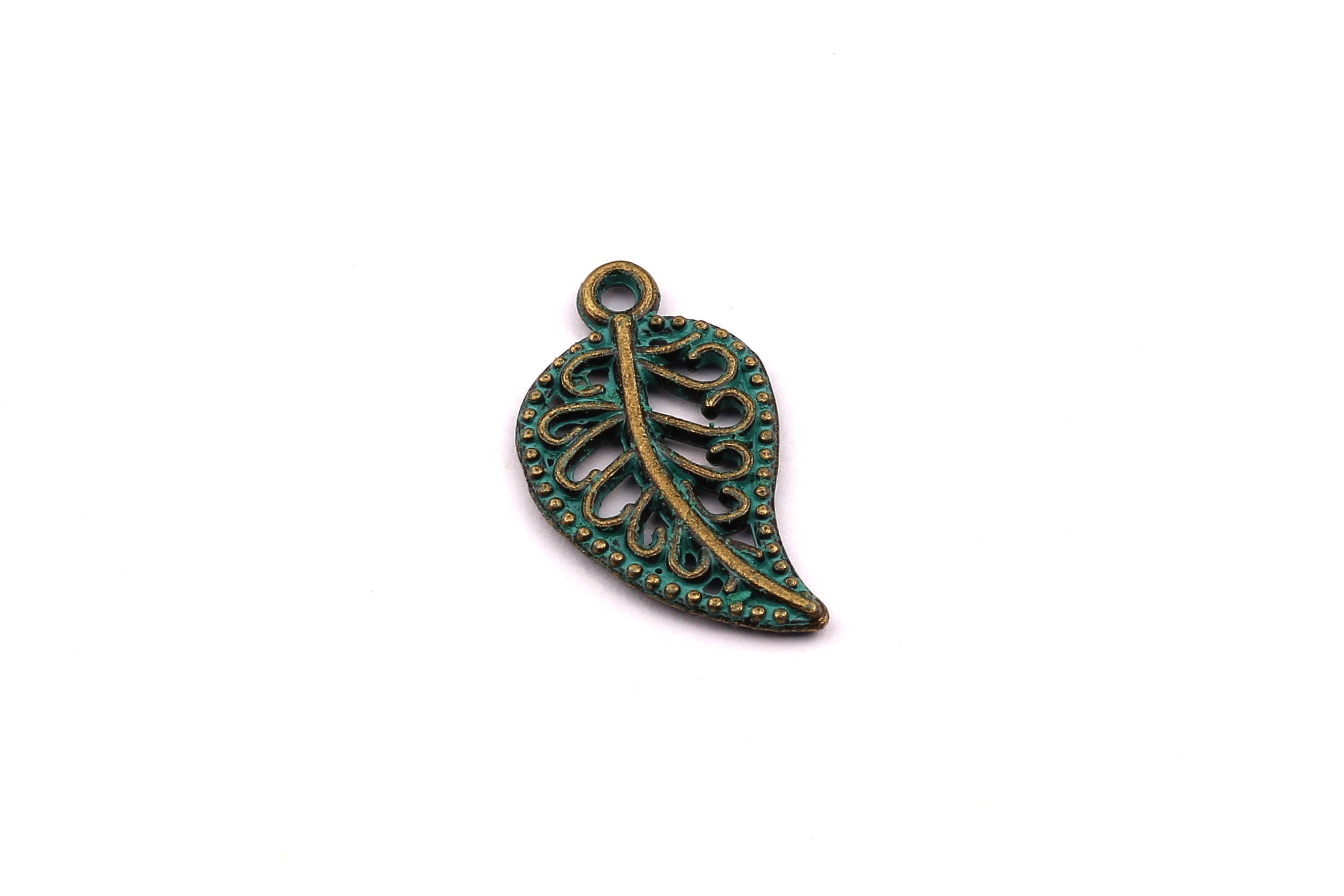 Faux Patina Pendant - Leaf Shaped - Alloy Charms - Antique Bronze Tone Necklace - Zinc Alloy Beads - Jewelry Supplies -18x10x1.5mm ZZ1093 - DOMEDBAZAAR