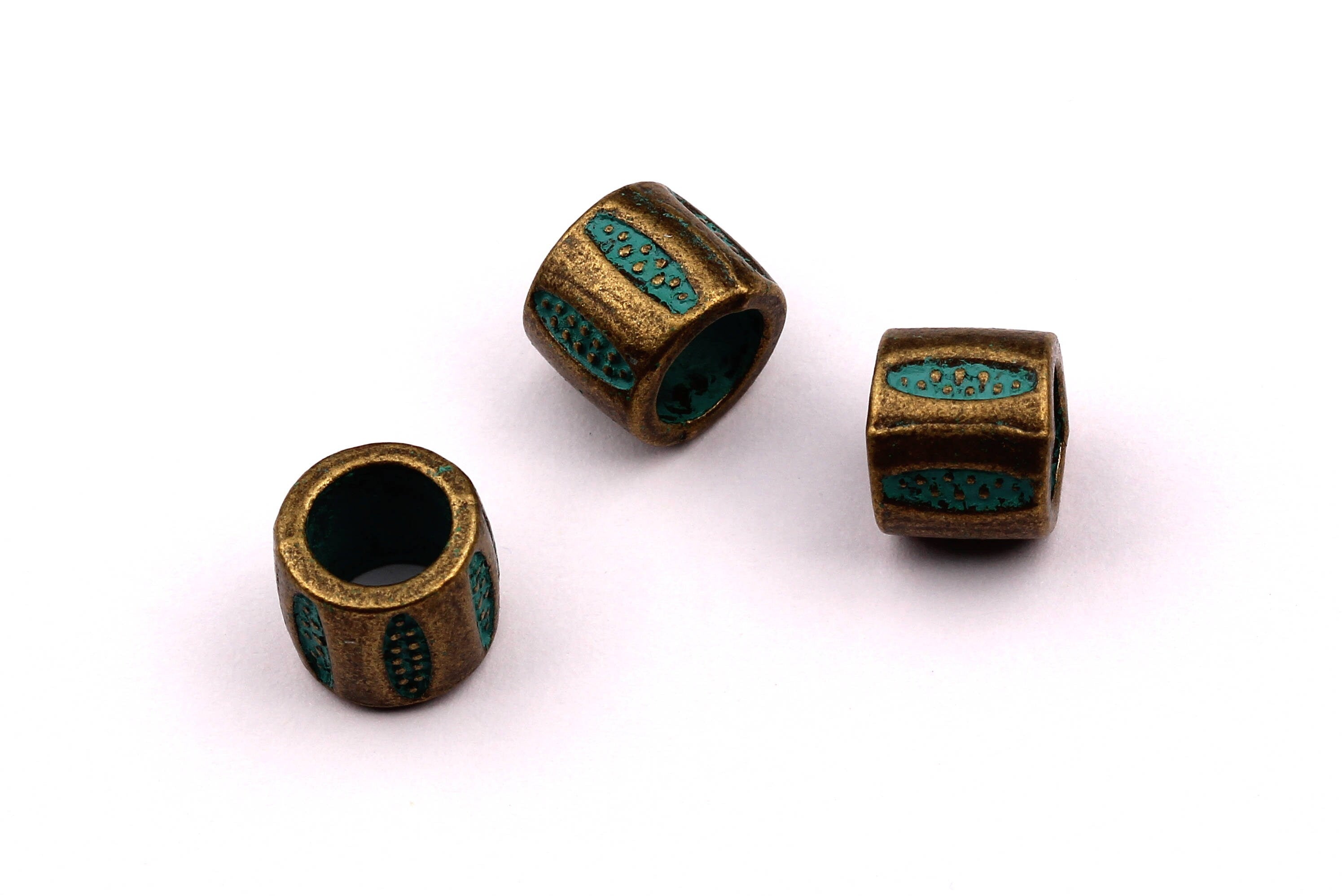 Faux Patina Beads - Circle Shaped - Alloy Charms - Antique Bronze Tone Necklace - Zinc Alloy Pendant - Jewelry Supplies - 8x9mm ZZ1115 - DOMEDBAZAAR