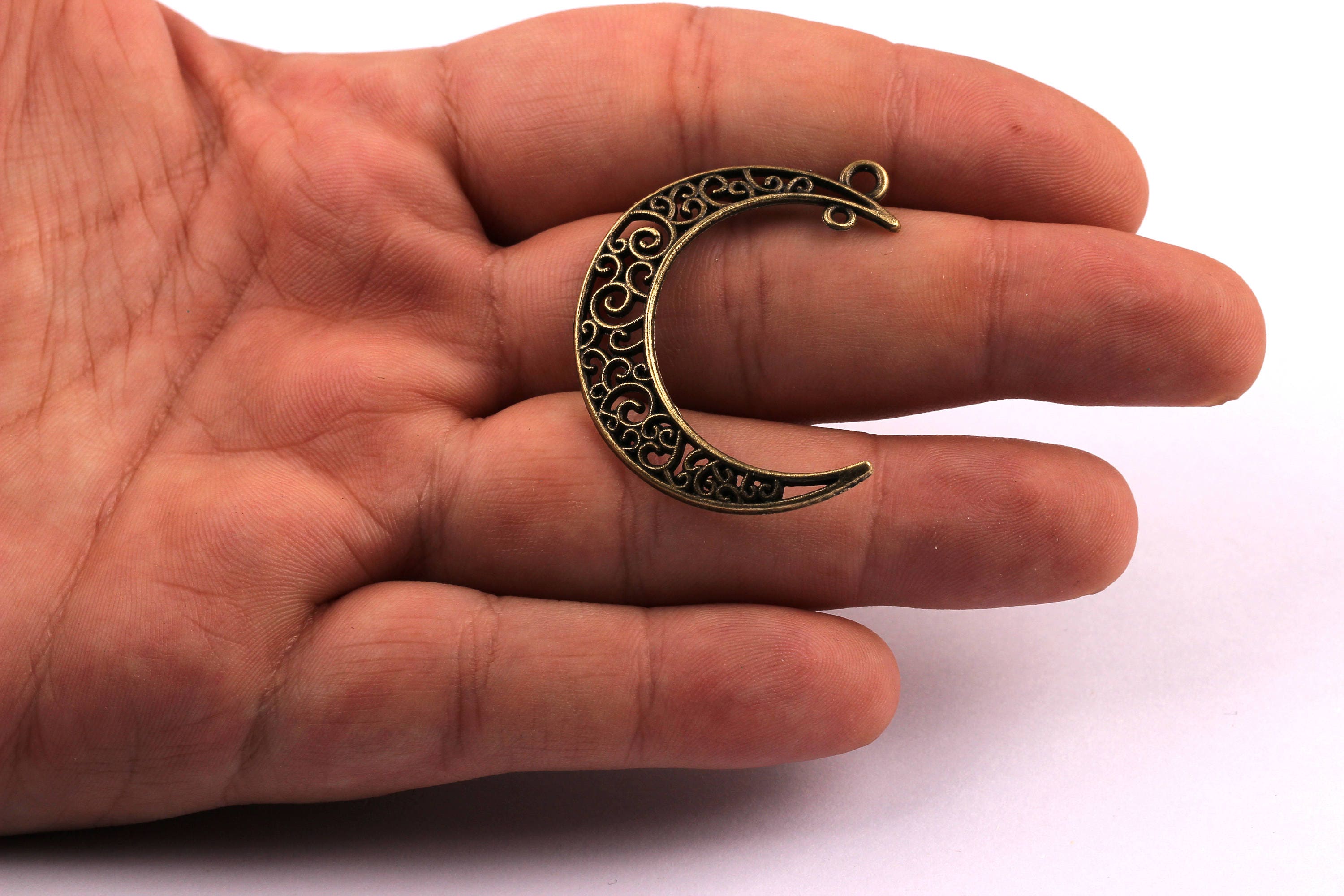 Zinc Alloy Pendant - Crescent Shaped - Alloy Charms - Antique Bronze Tone Necklace - Zinc Alloy Beads - Jewelry Supplies - 38x8x1.5mm ZZ1144 - DOMEDBAZAAR