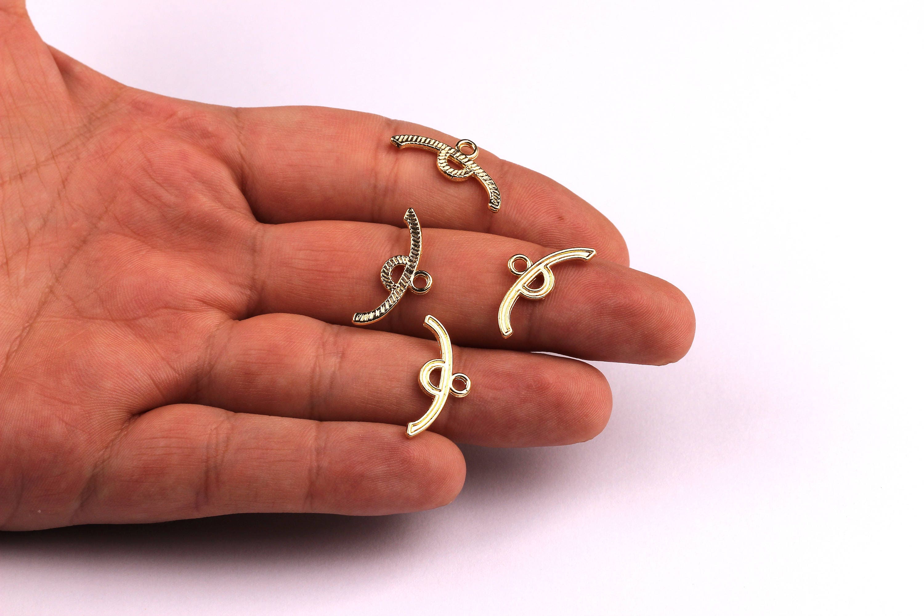 Bracket Shaped Charms- Zinc Alloy Earring Findings - Gold Tone Connector - Alloy Pendant for Necklace - Jewelry Supplies - 22x1.5mm - ZZ1174 - DOMEDBAZAAR