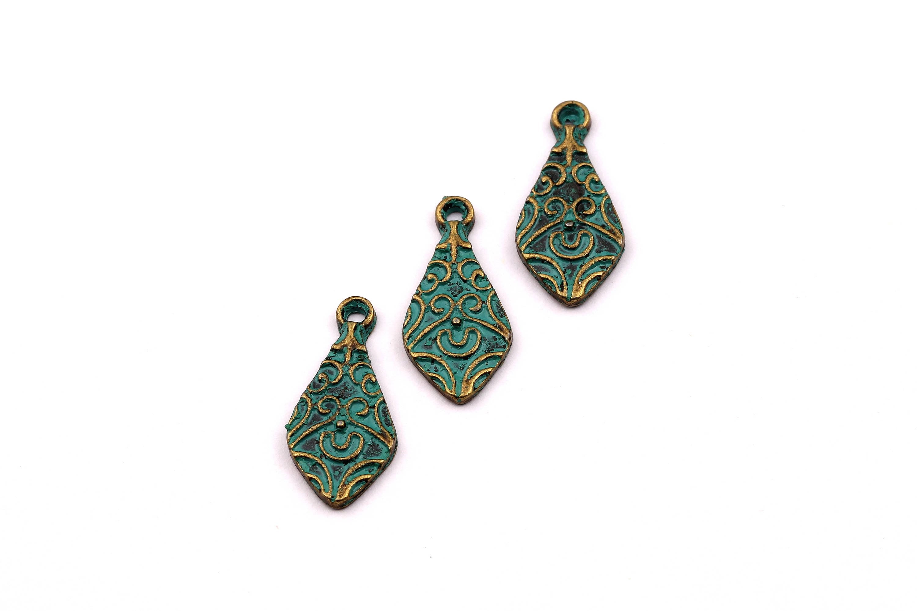 Faux Patina Pendant - Necktie Shaped - Alloy Charms - Antique Bronze Tone Necklace - Zinc Alloy Beads - Jewelry Supplies - 21x9x1.7mm ZZ1059 - DOMEDBAZAAR