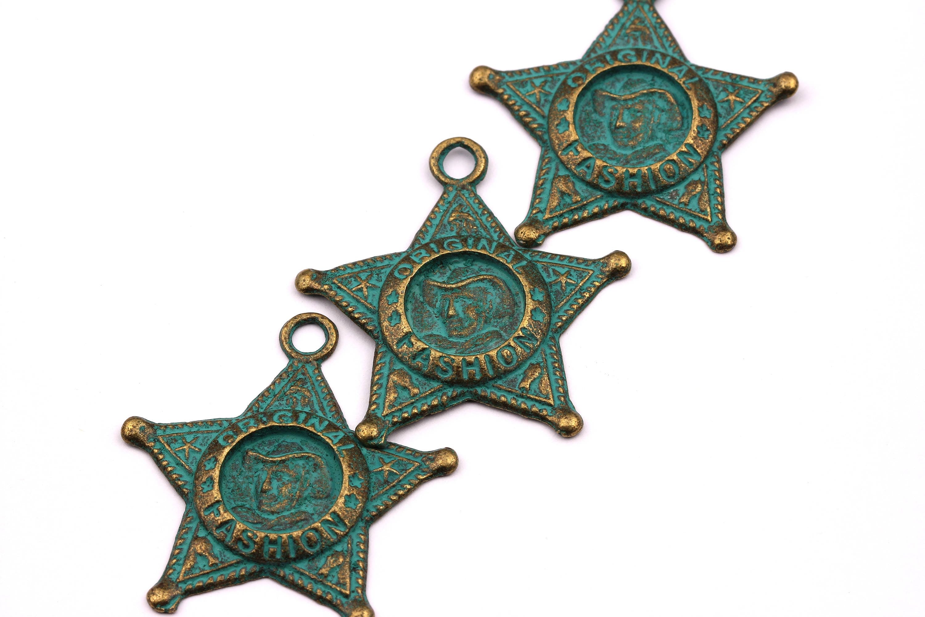 Faux Patina Pendant - Star Shaped - Alloy Charms - Antique Bronze Tone Necklace - Zinc Alloy Beads - Sheriff Star - 39x35x3mm ZZ1075 - DOMEDBAZAAR