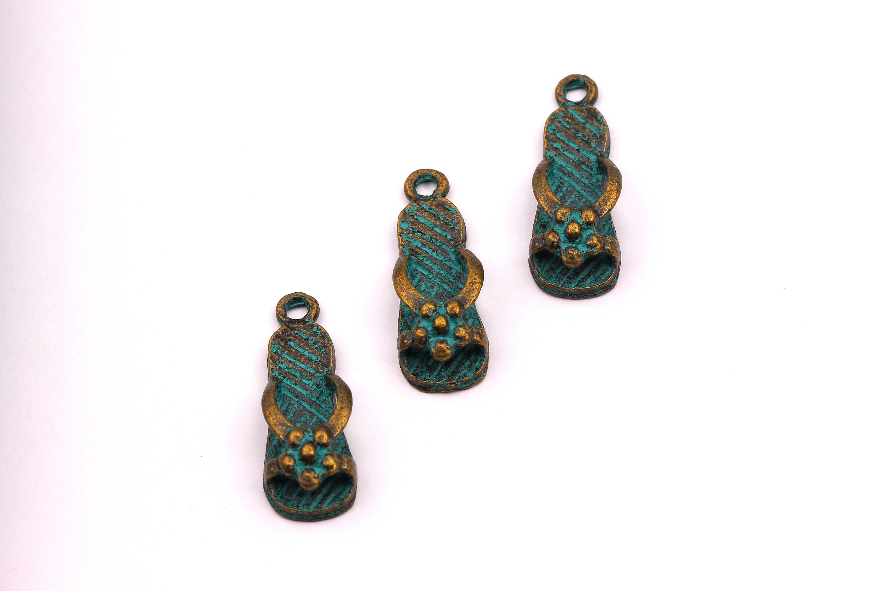 Faux Patina Pendant - Slipper Shaped - Alloy Charms - Antique Bronze Tone Necklace - Zinc Alloy Beads - Jewelry Supplies - 25x9x6mm ZZ1086 - DOMEDBAZAAR