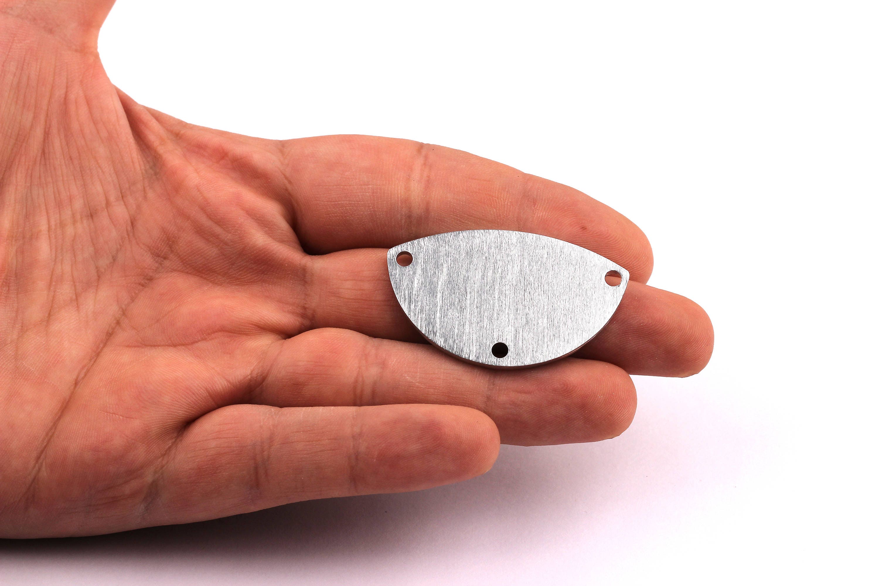 Aluminum Stamping Blank - Curvilinear Shaped Pendant - Anodized Aluminium Charms - Wall Decor - Silver Tone - 25x43x2mm - AA1057 - DOMEDBAZAAR