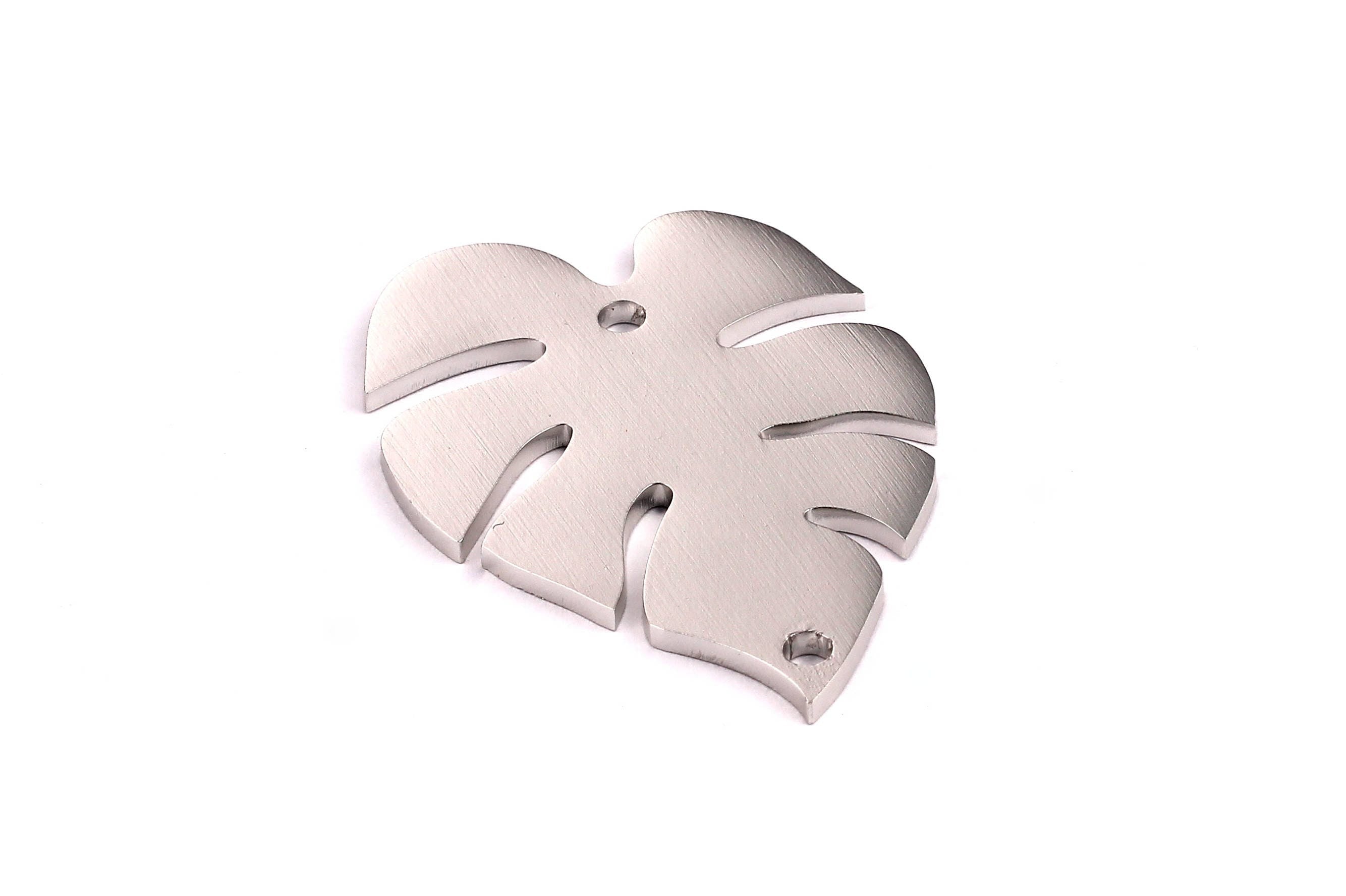 Aluminum Charms - Leaf Shaped Pendant - Anodized Aluminium Charms - Wall Decor - Silver Tone - 51x35x2mm - AA1066 - DOMEDBAZAAR