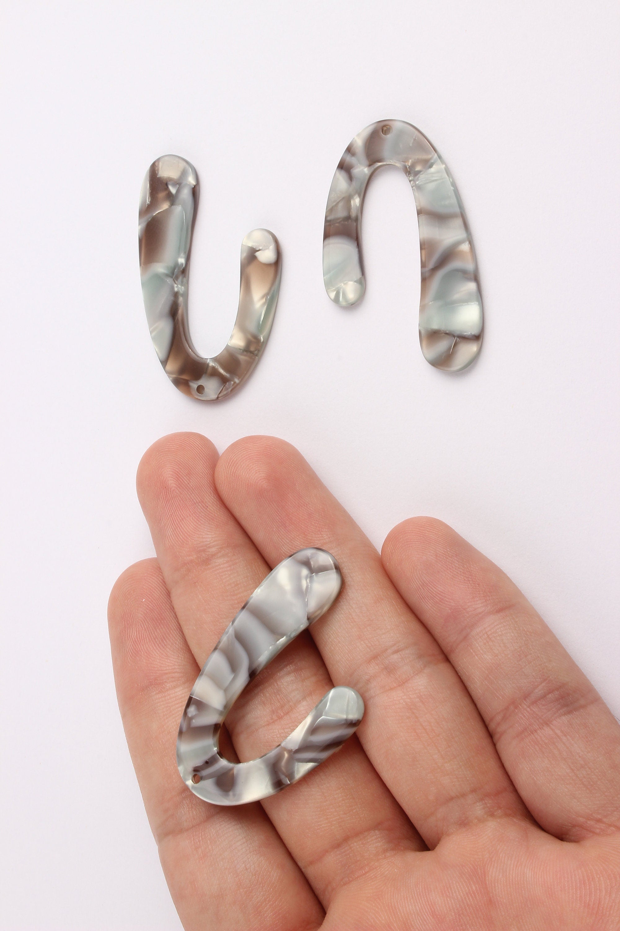 Acetate U Charms - U Earrings and Pendant - Earring Findings - Necklace Pendant - Color Code: A22 - 44.1x29.9mm - AC1083G - DOMEDBAZAAR