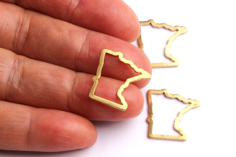 Brass Minnesota State Charms - Minnesota State Shaped Raw Brass Pendant - Jewelry Supplies - 18x18mm - PP1258 - DOMEDBAZAAR