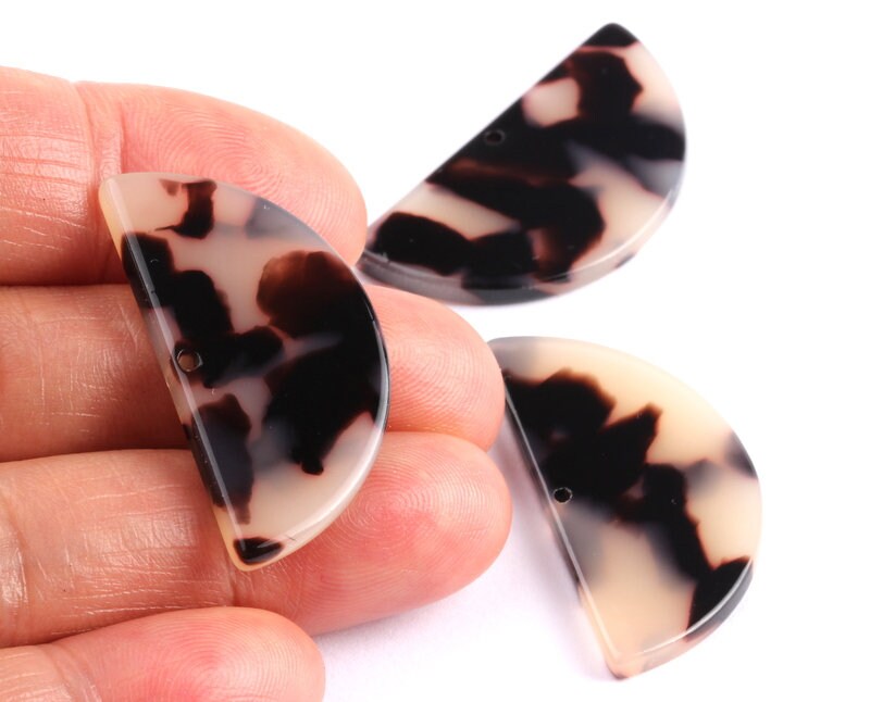 Acetate Semicircle Charms - 1 Hole - Blonde Tortoise Shell Earrings - Semicircle Pendant - Color Code: A06 - 33.5x16.5x2.6mm - AC1006J - DOMEDBAZAAR